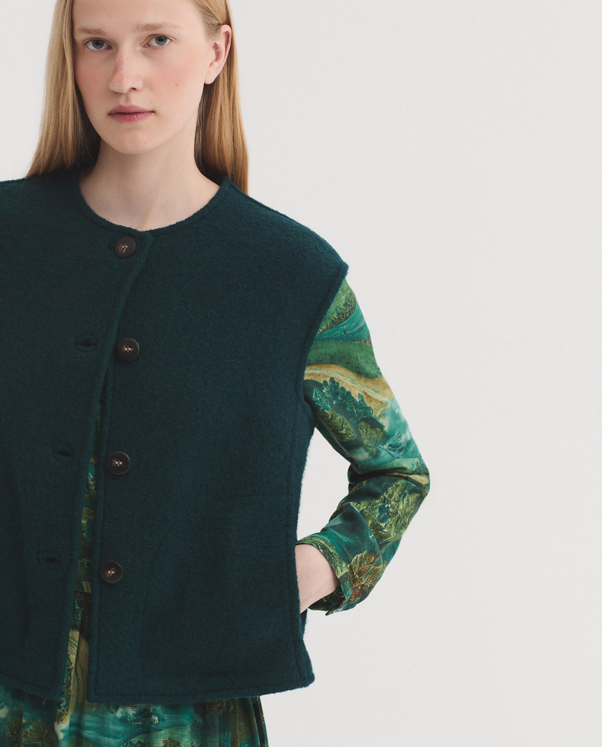 Chaleco de mujer 100% lana con botonadura frontal - Nice Things - Verde Verde-5