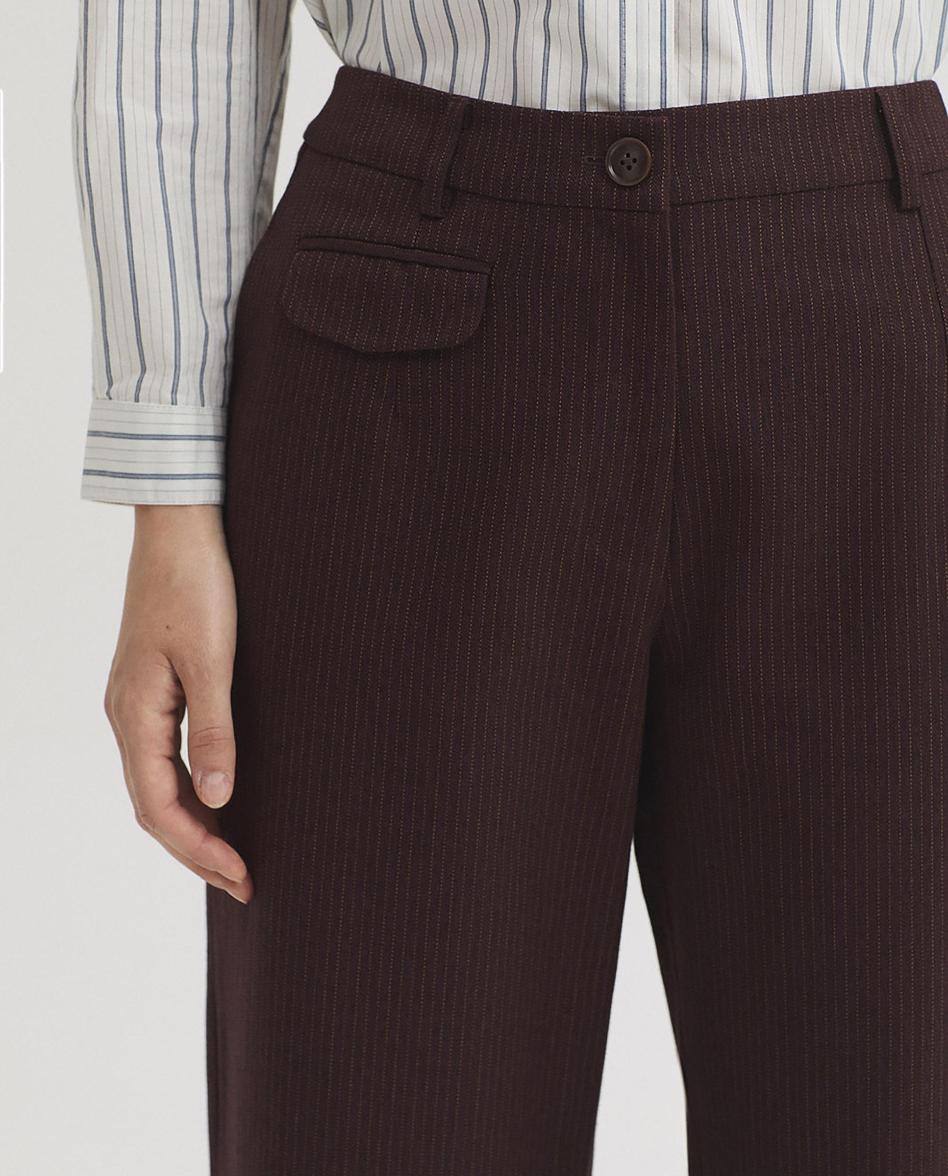 Pantalones rectos de mujer con raya diplomática y bolsillos - Nice Things - Burdeos Burdeos-2