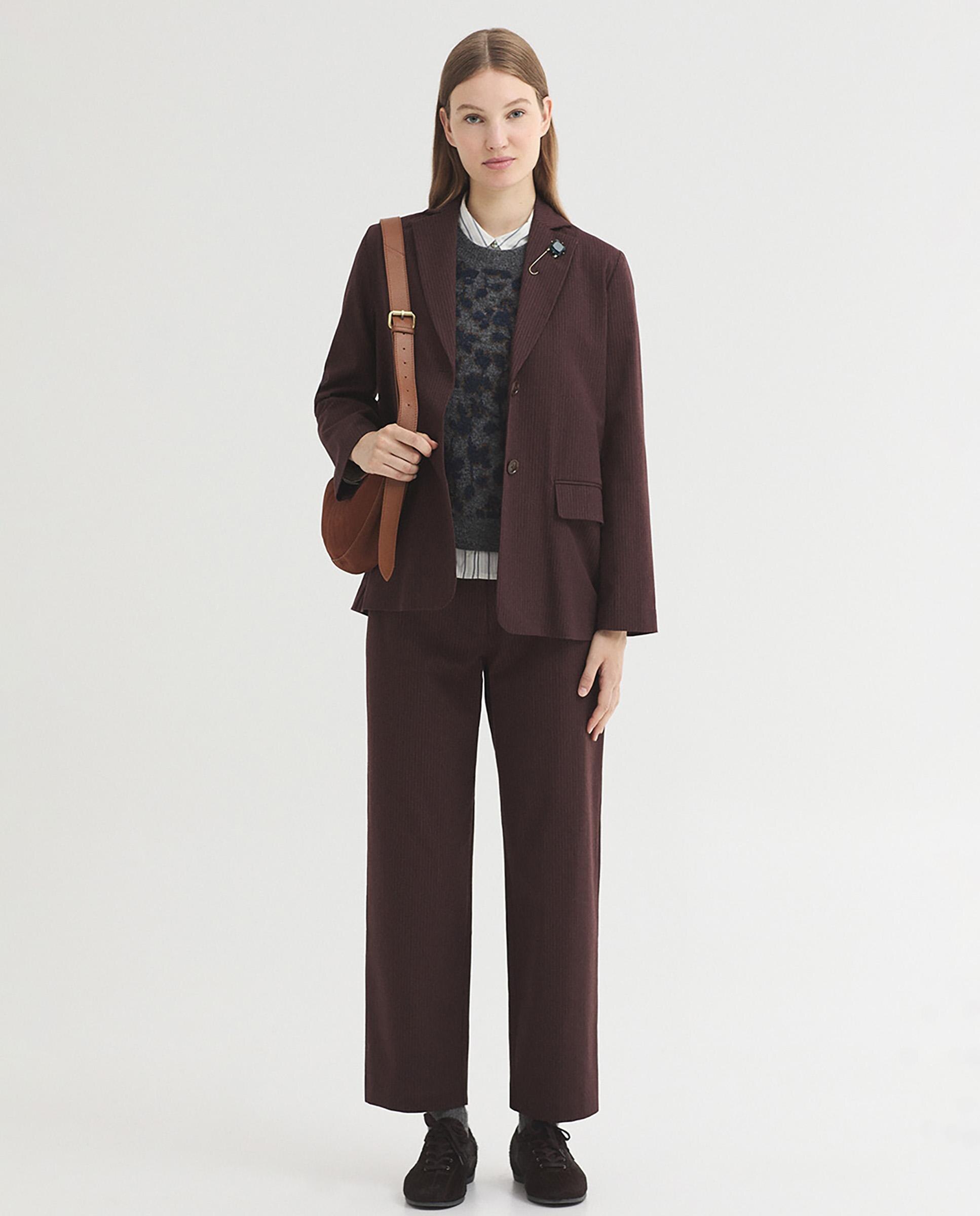 Pantalones rectos de mujer con raya diplomática y bolsillos - Nice Things - Burdeos Burdeos-4