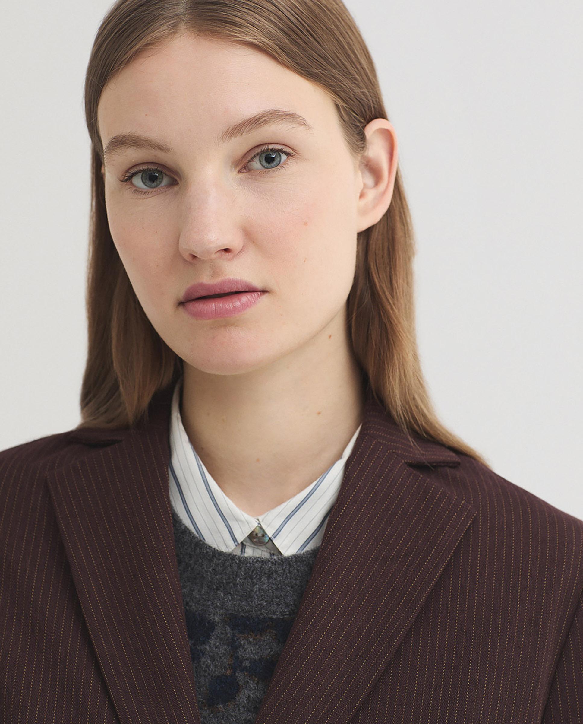 Blazer de mujer de raya diplomática y cuello solapa - Nice Things - Burdeos Burdeos-2