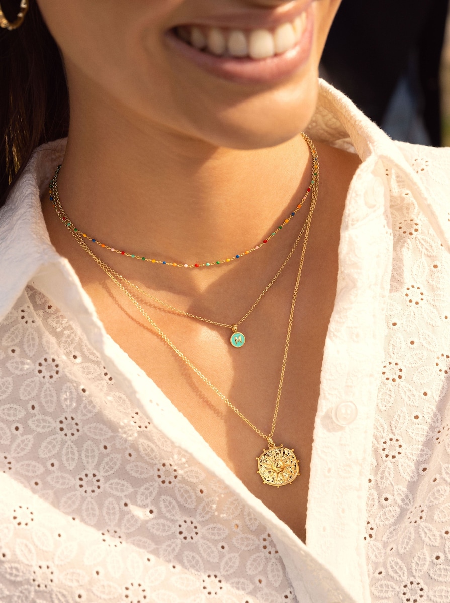 Collar Solstice Sun de aleación de metales bañado en oro Oro-4