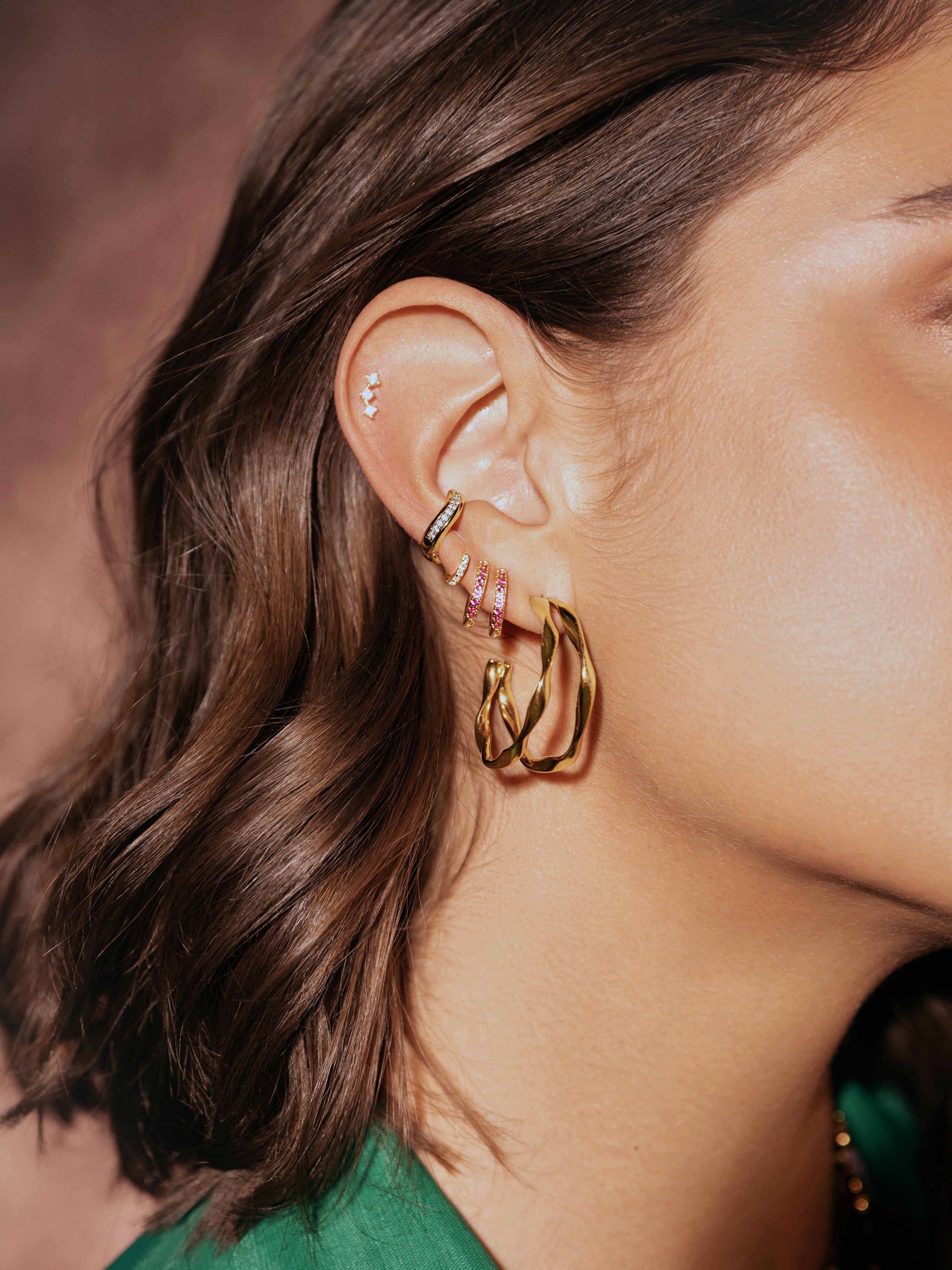 Imagen 6 de Pendiente individual ear cuff hailey de aleación de metales bañado en oro - Dorado Dorado