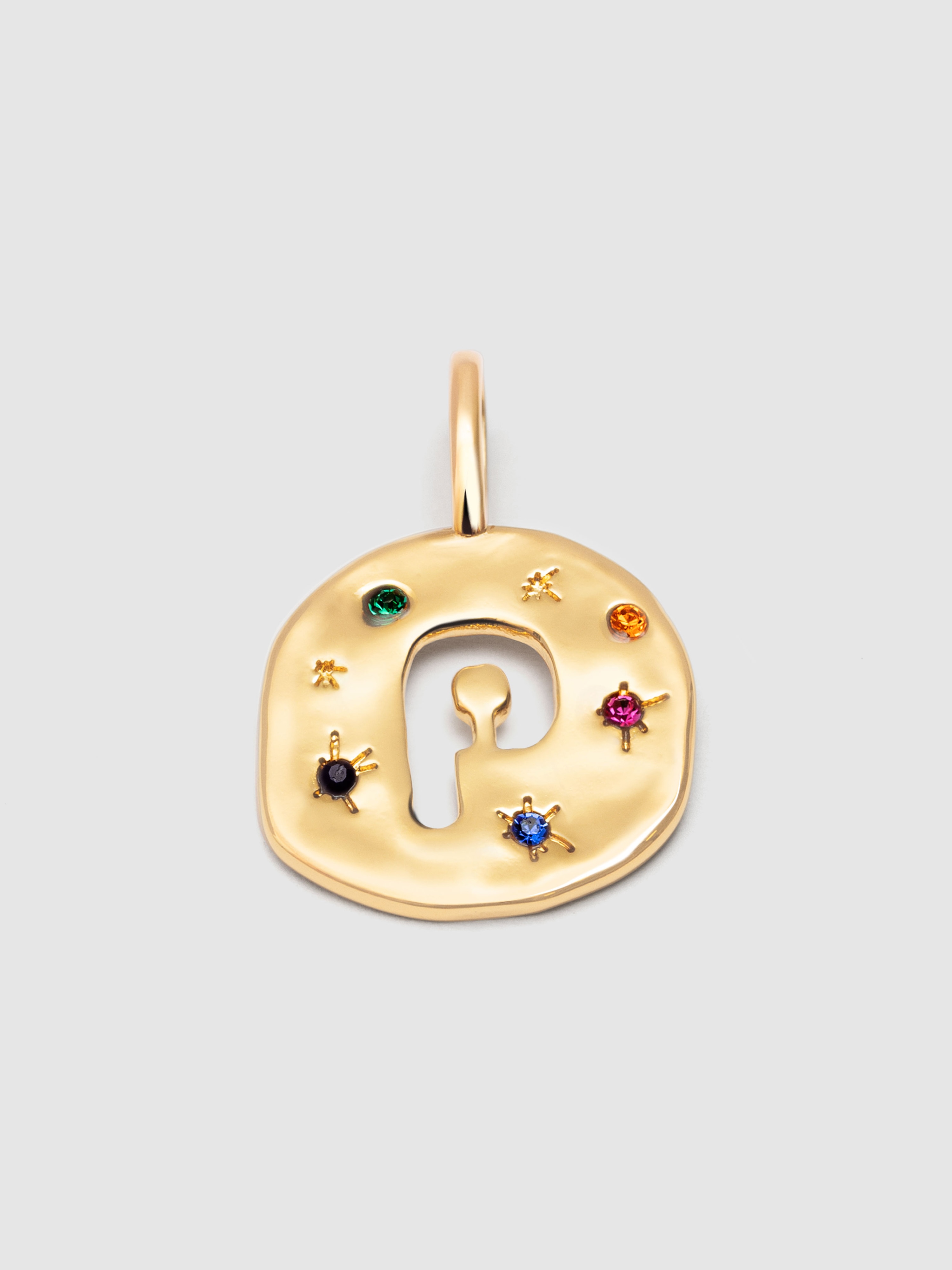 Charm personalizado organic colors letter de aleación de metales bañado en oro letra p - Singularu - Oro Oro-1