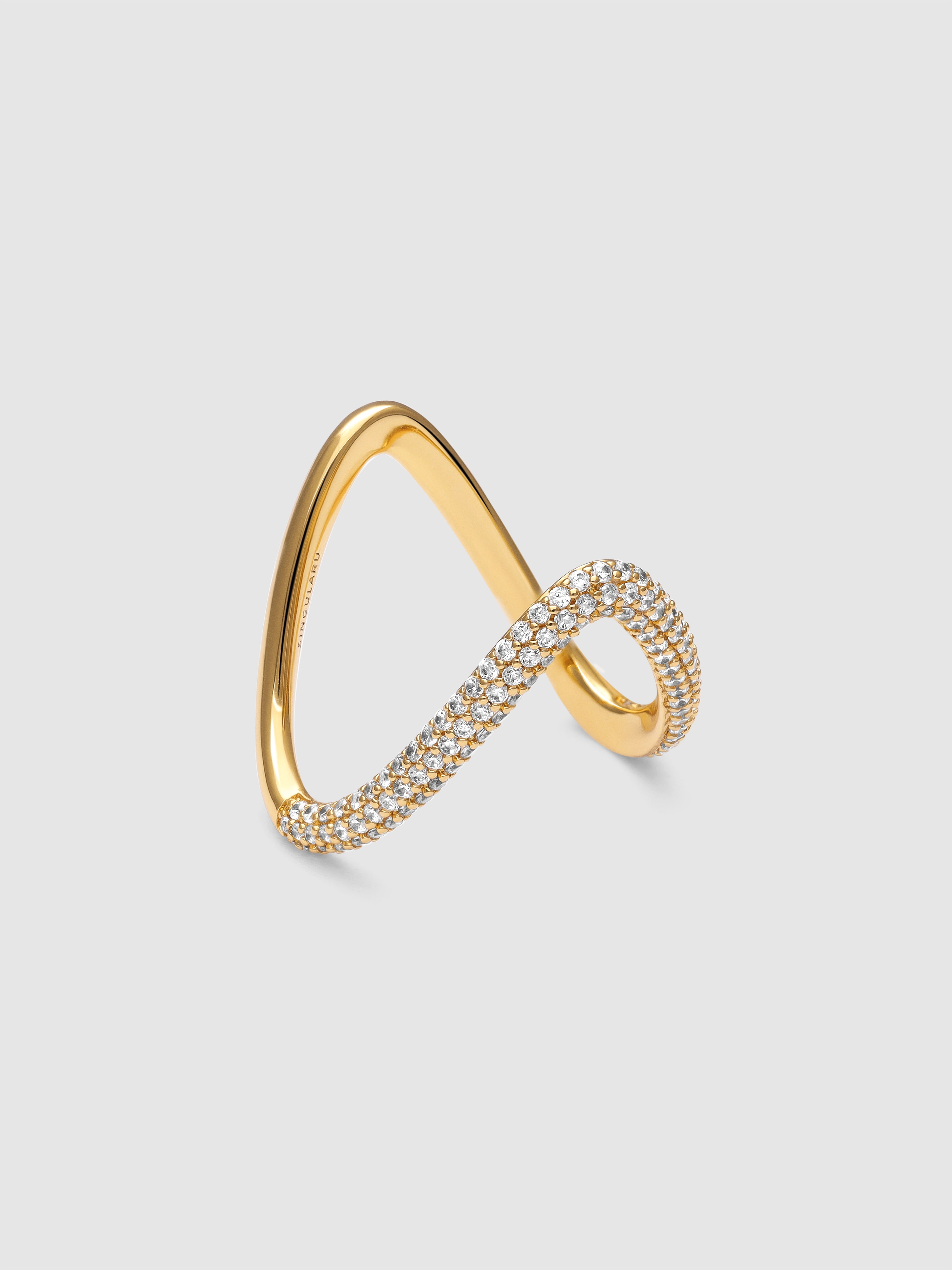 Anillo v scarlett de aleación de metales bañado en oro - Singularu - Dorado Dorado-1