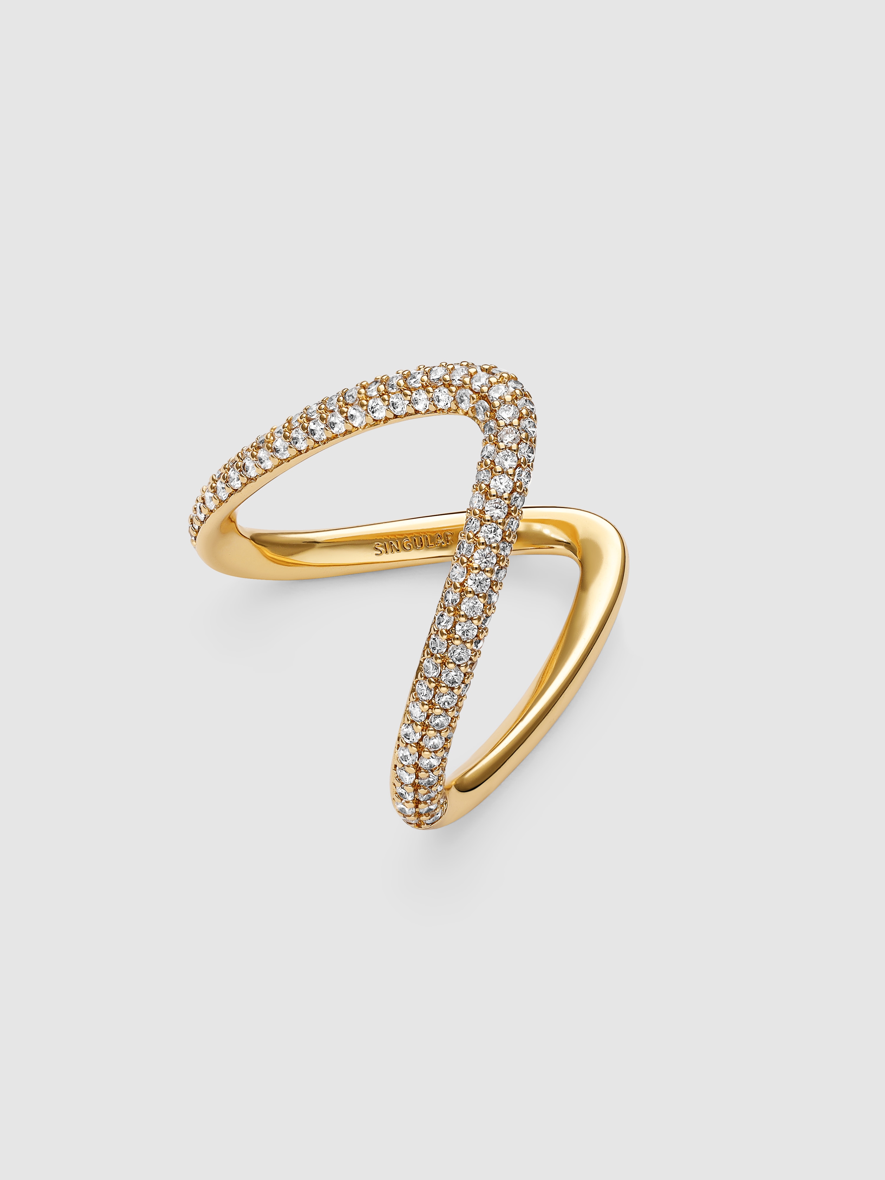 Anillo v scarlett de aleación de metales bañado en oro - Singularu - Dorado Dorado-3