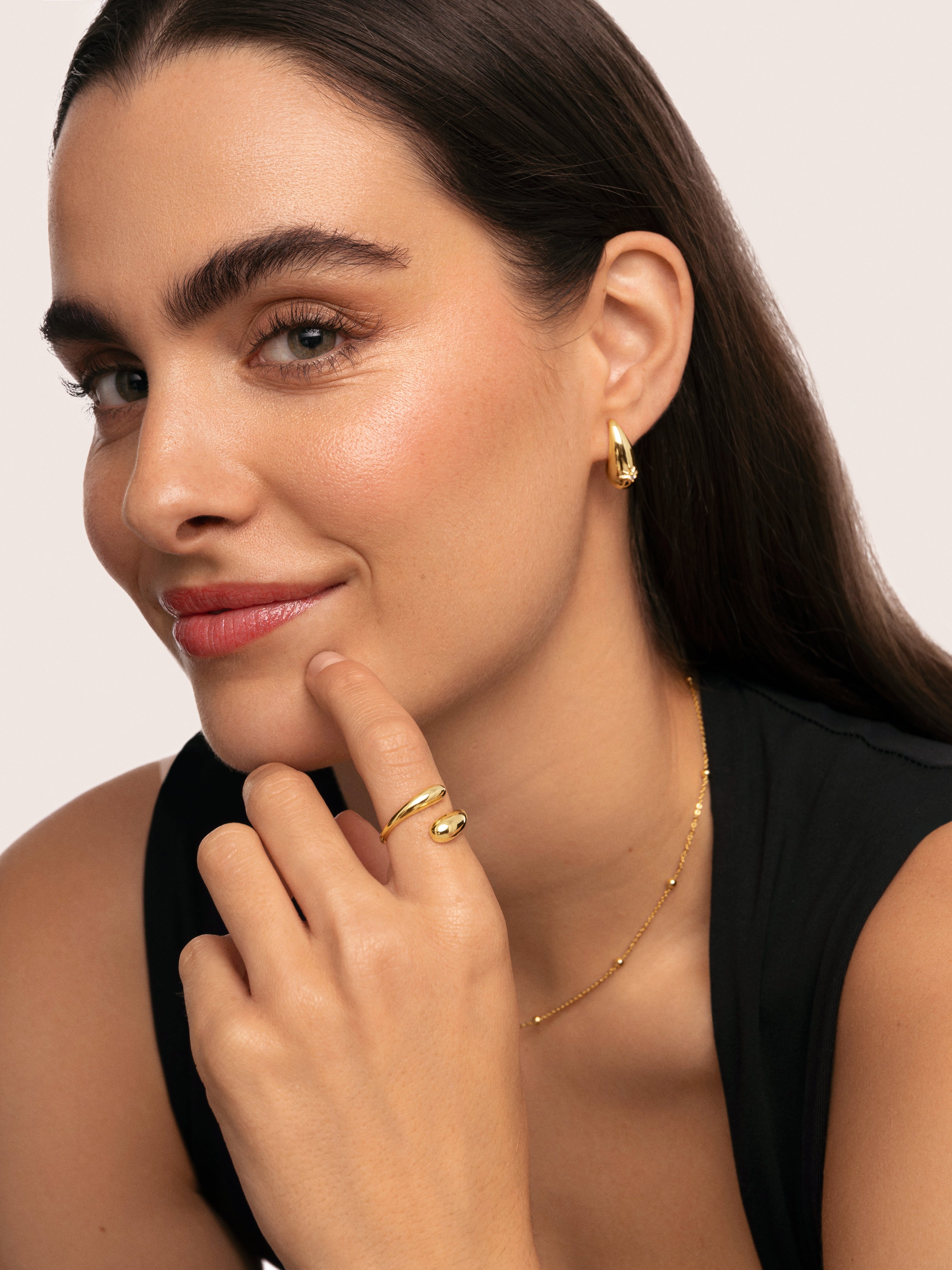 Anillo abbraccio de acero bañado en oro - Singularu - Dorado Dorado-4