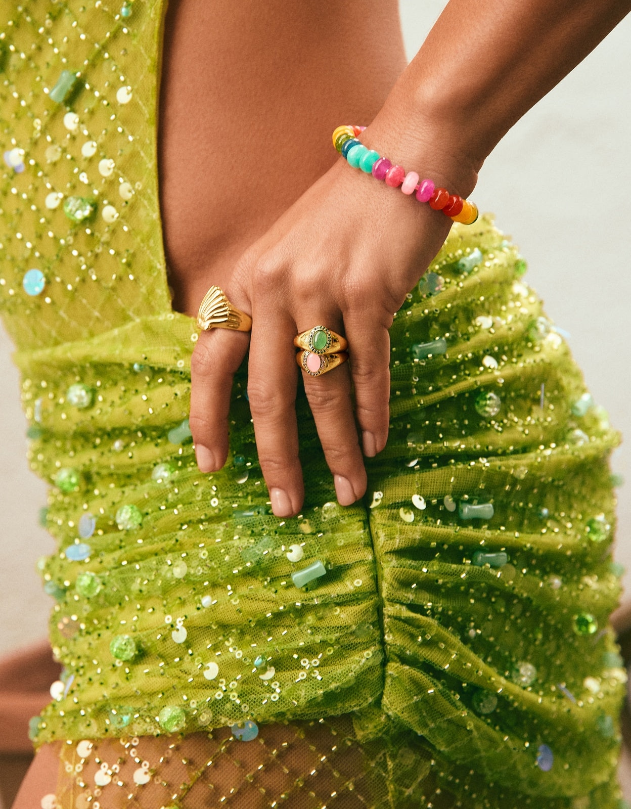 Anillo tipo sello shelly de acero bañado en oro - Singularu - Dorado Dorado-5