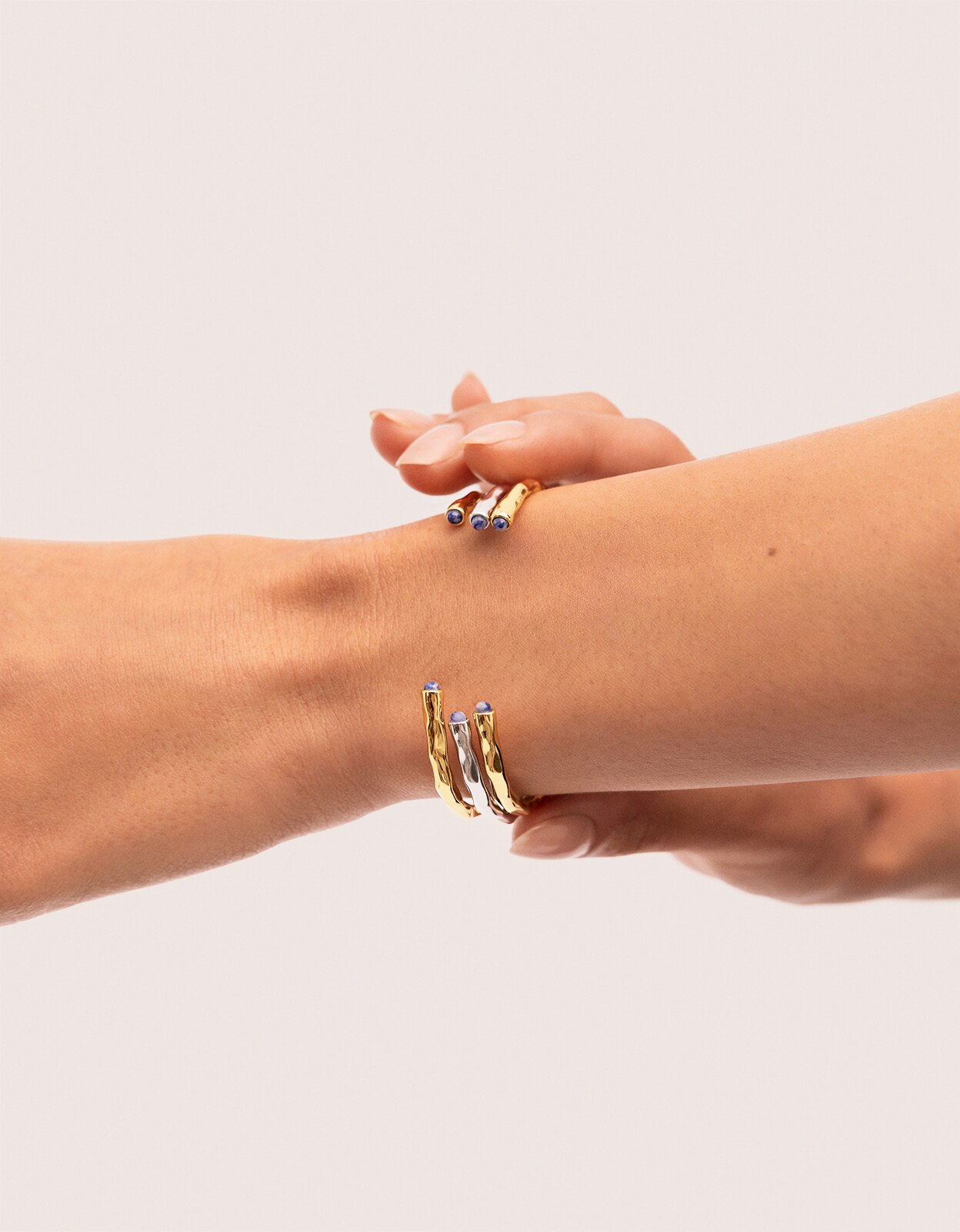 Brazalete cane cianita de aleación de metales bañado en oro - Singularu - Azul Azul-5