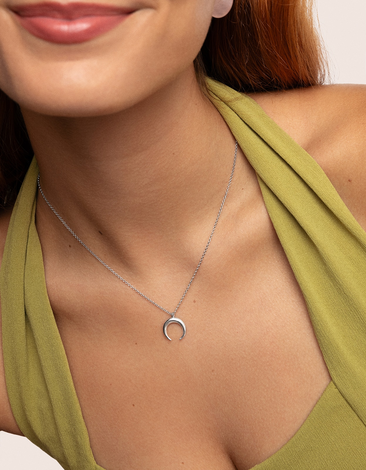 Imagen 2 de Collar moonset de acero - Singularu - Plateado Plateado