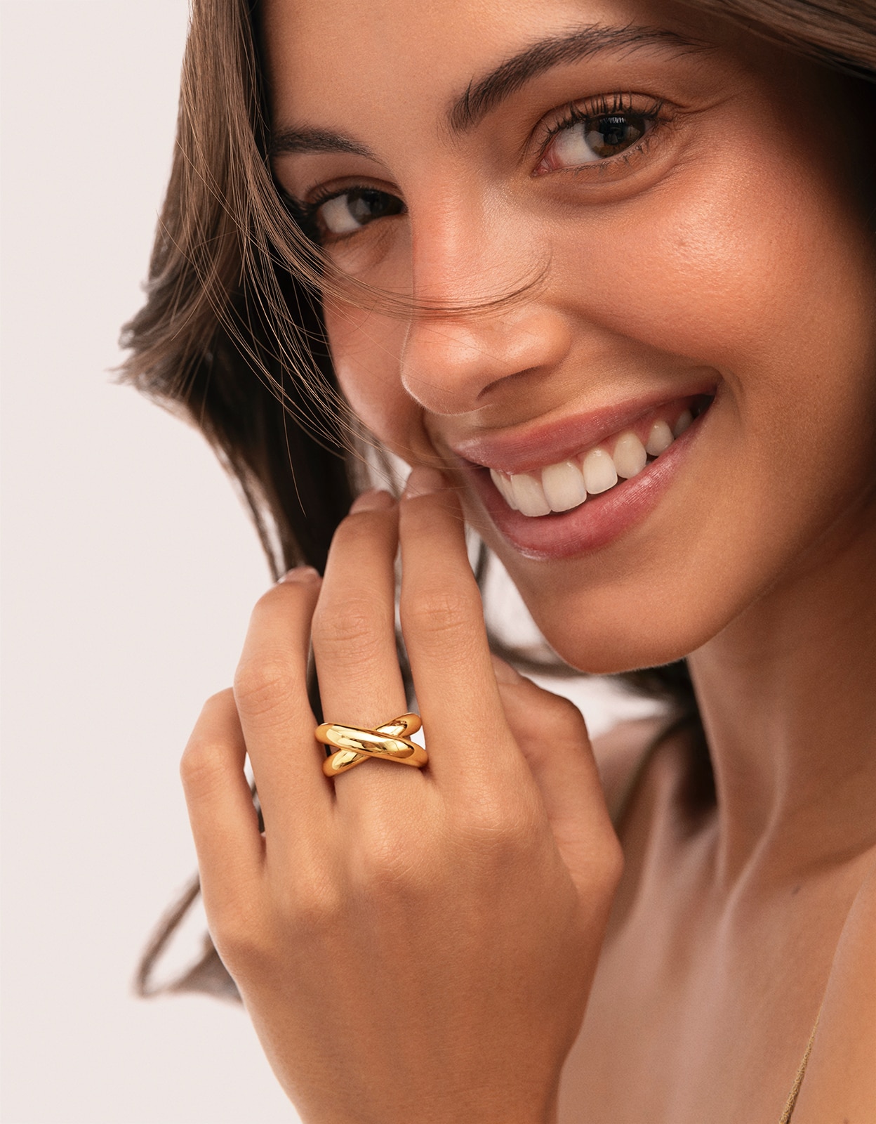 Anillo single cross de acero bañado en oro - Singularu - Dorado Dorado-2