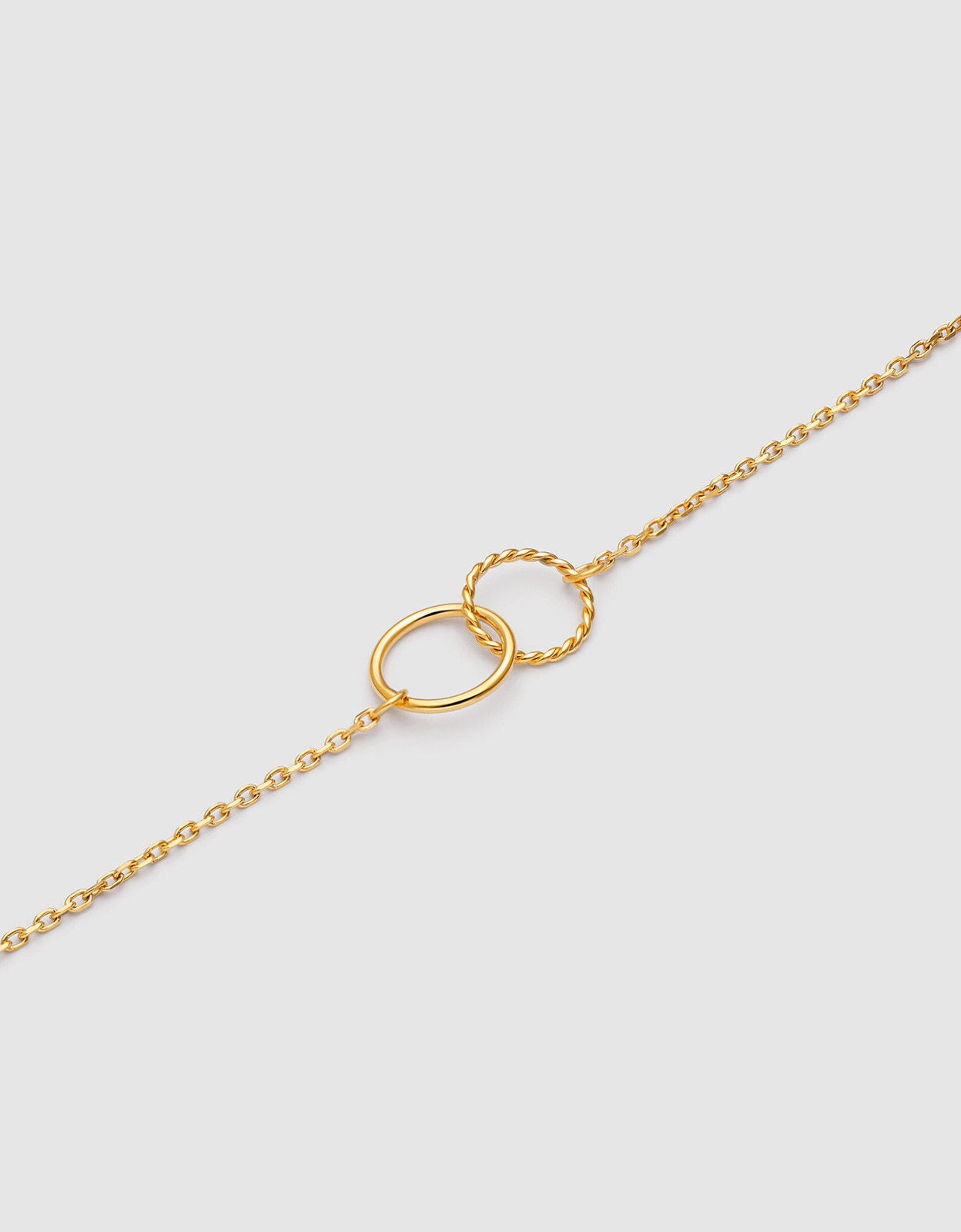 Imagen 3 de Collar circles twist de acero bañado en oro - Singularu - Dorado Dorado