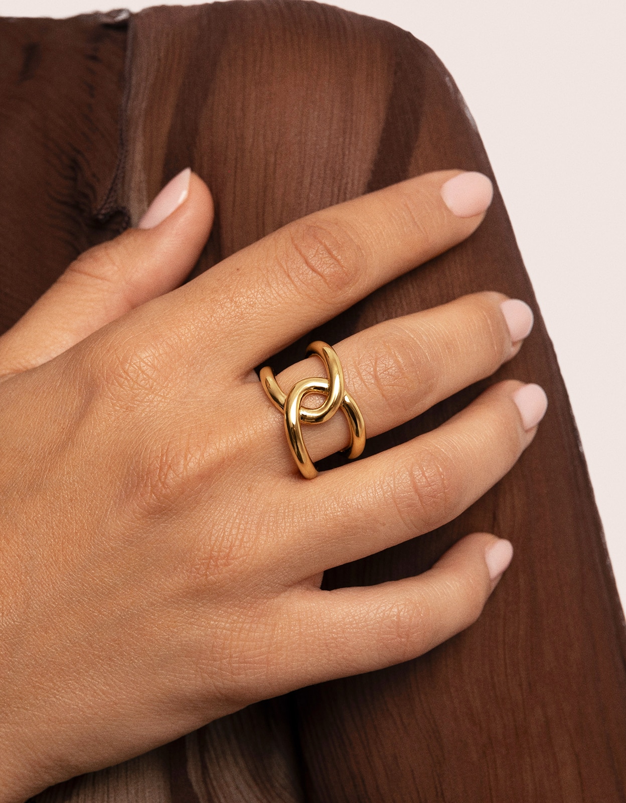 Anillo one link de acero bañado en oro - Singularu - Dorado Dorado-2