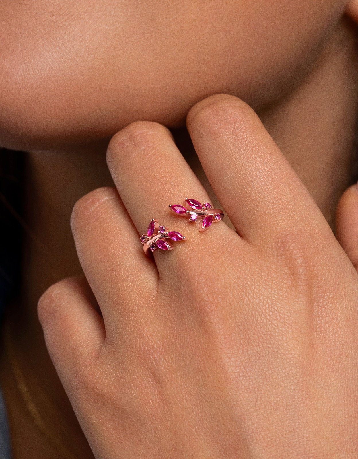 Anillo buganvilla raspberry de latón bañado en oro - Singularu - Rosa Rosa-2