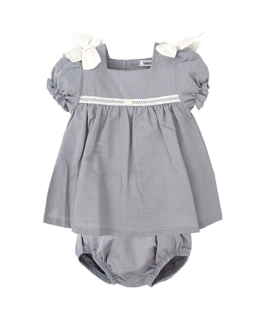Imagen 0 de Conjunto de bebe niña de Jesusito con lazos y braguita a juego