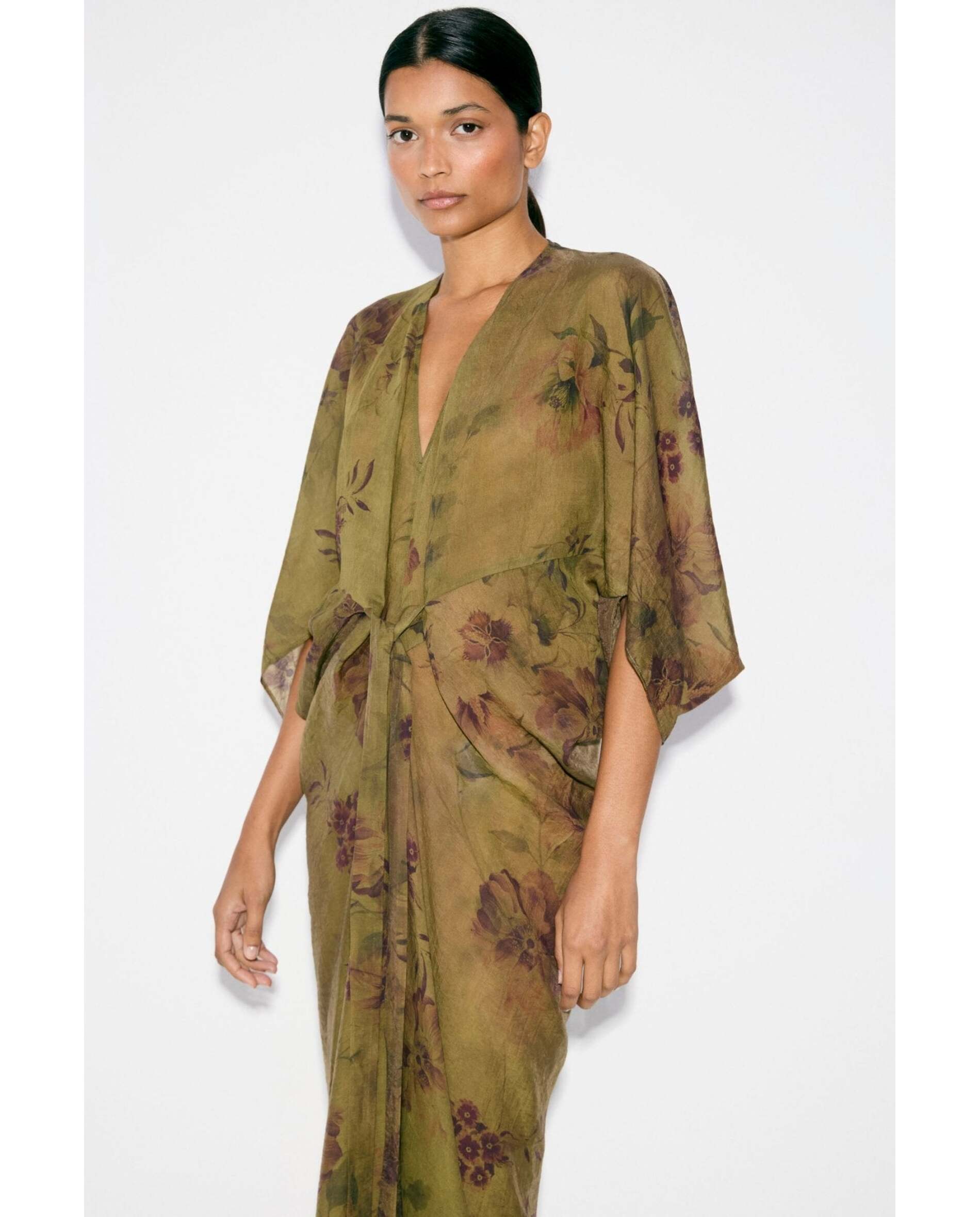 Imagen 1 de Kaftan de mujer en tejido linoso estampado Burdeos