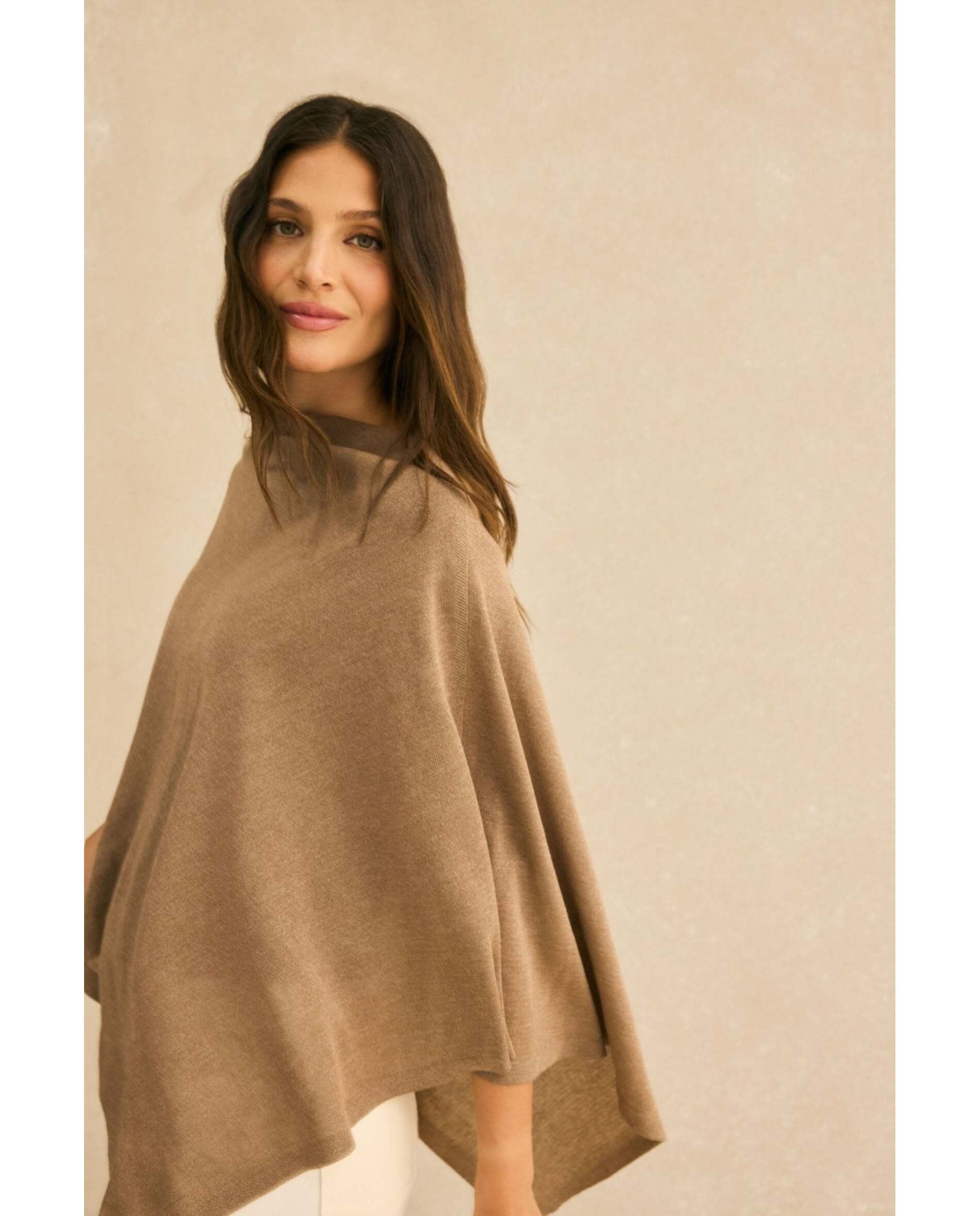 Puncho de mujer de punto - Bimani - Oro Oro-1