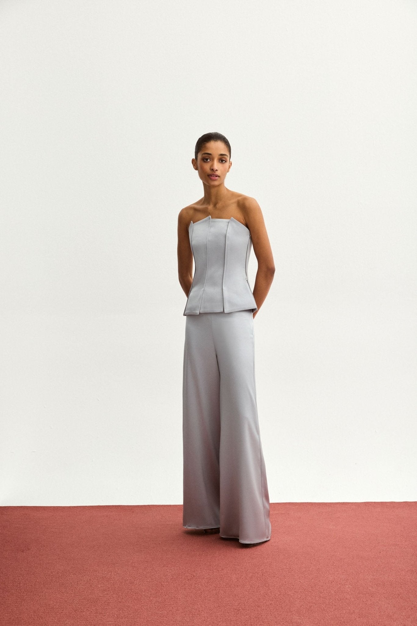 Bimani - Pantalón recto de mujer satinado.