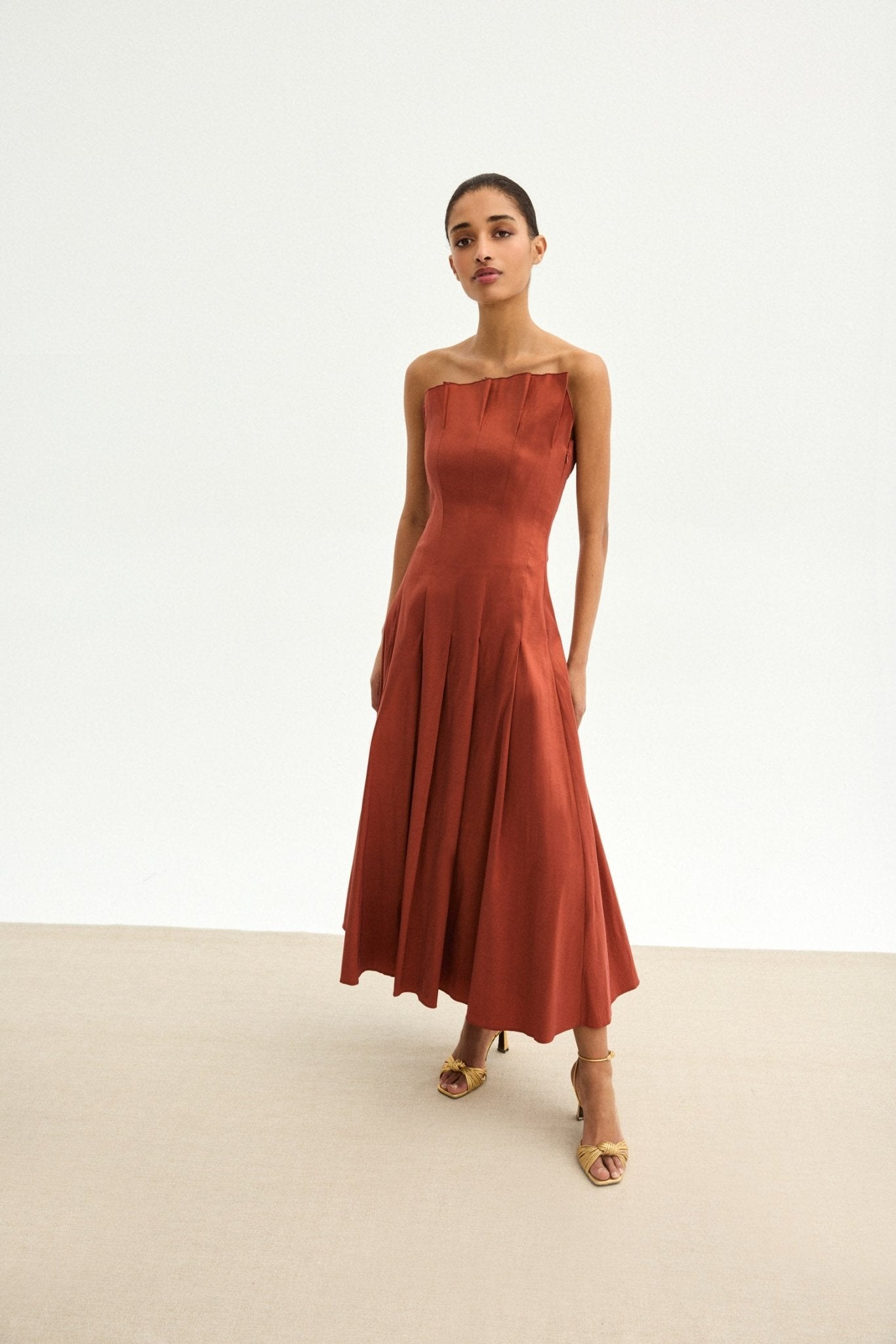 Imagen 0 de Vestido midi de mujer entallado Teja