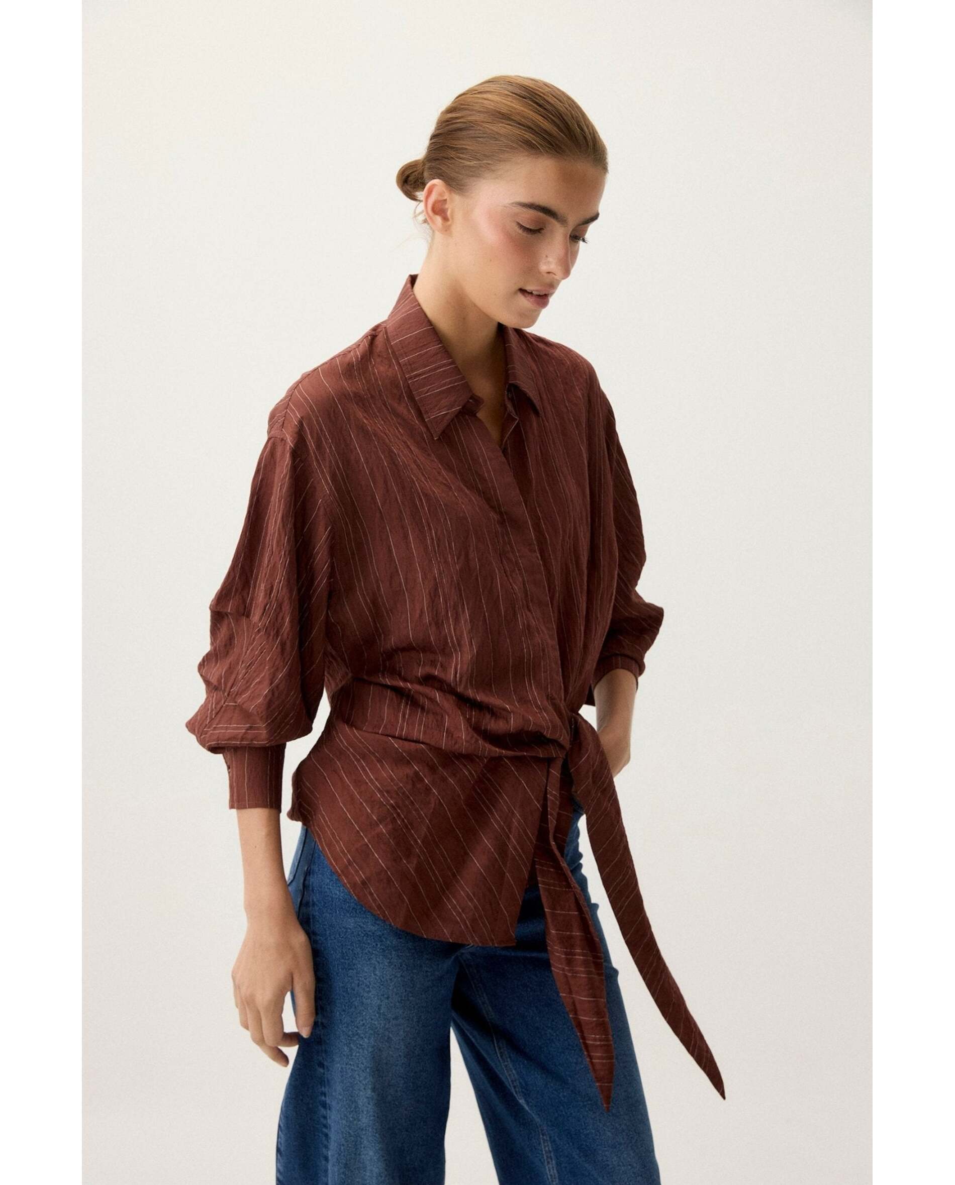 Imagen 1 de Blusa de mujer con lazada Beige / Blanco