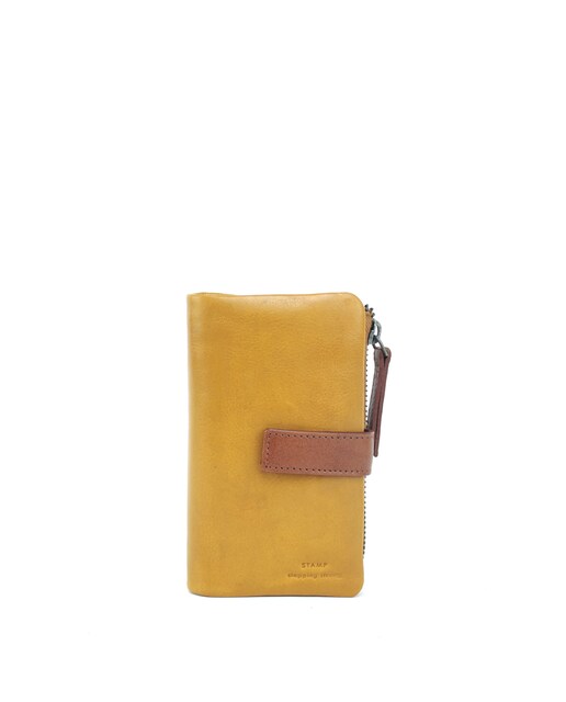 Imagen 0 de Cartera mediana de mujer en piel lavada