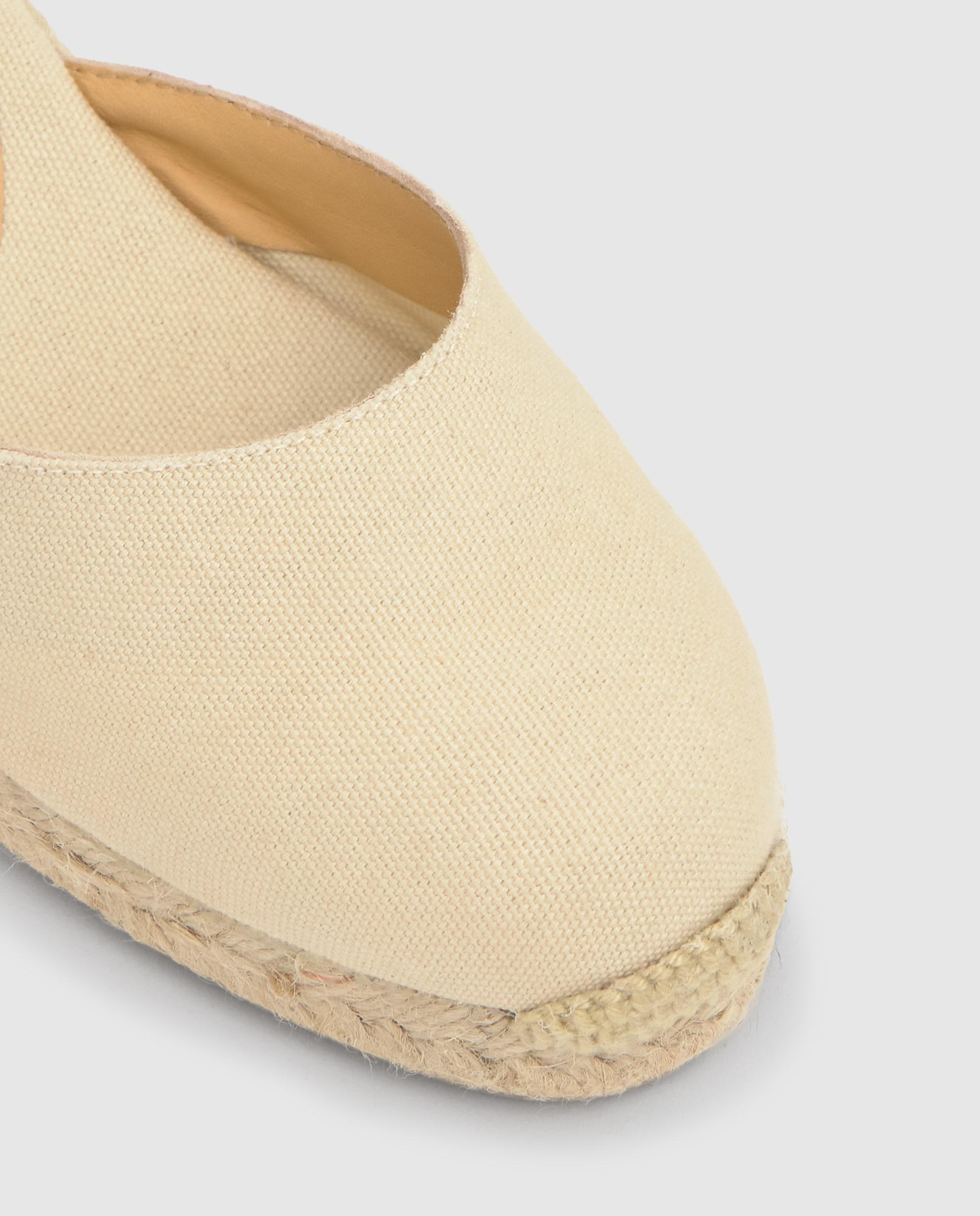 Alpargatas de cuña de mujer Carol con talonera trenzada y cierre de hebilla - Castañer - Beige Beige-5