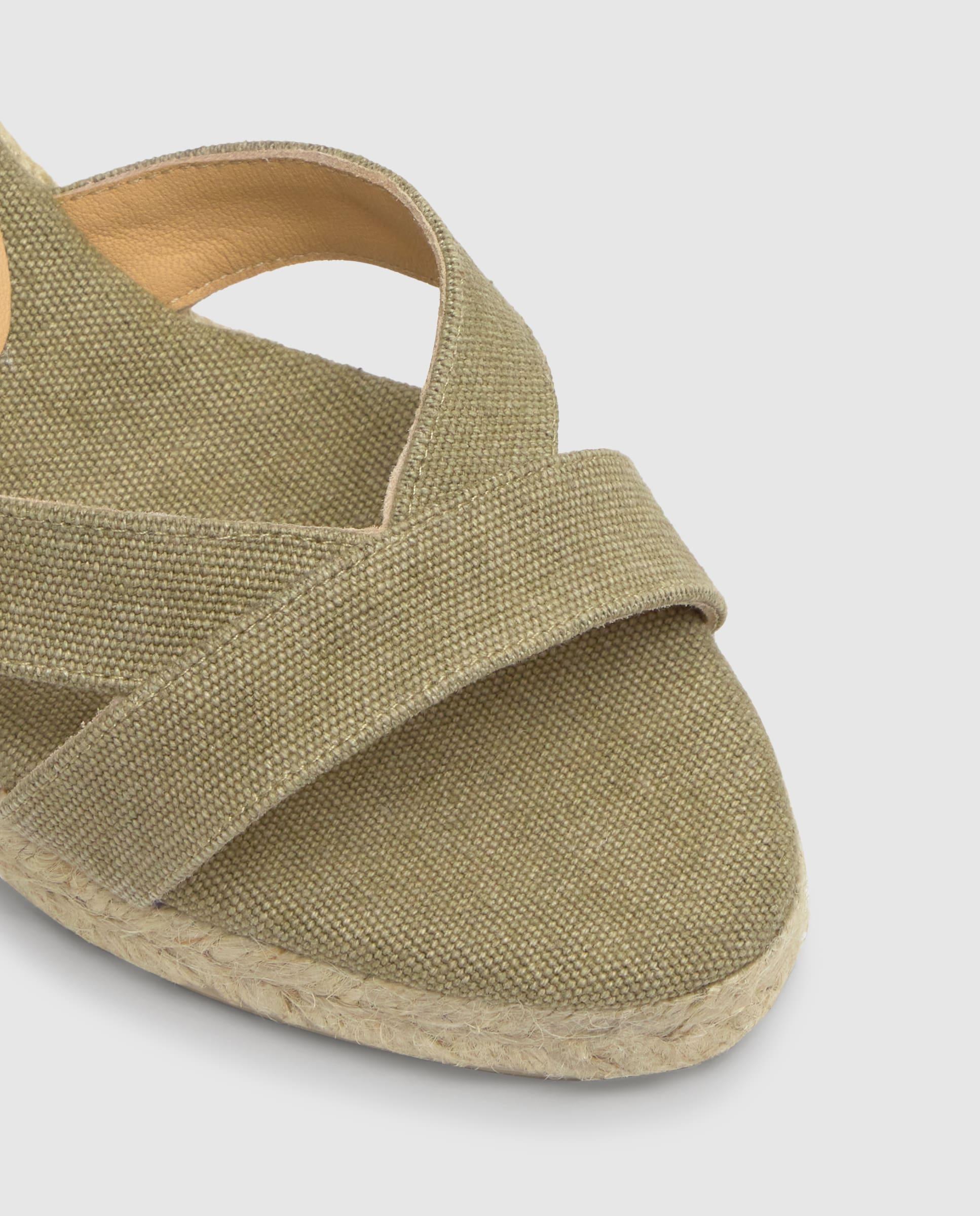 Sandalias de cuña de mujer Bruna con talonera trenzada y cierre de hebilla - Castañer - Verde Verde-5