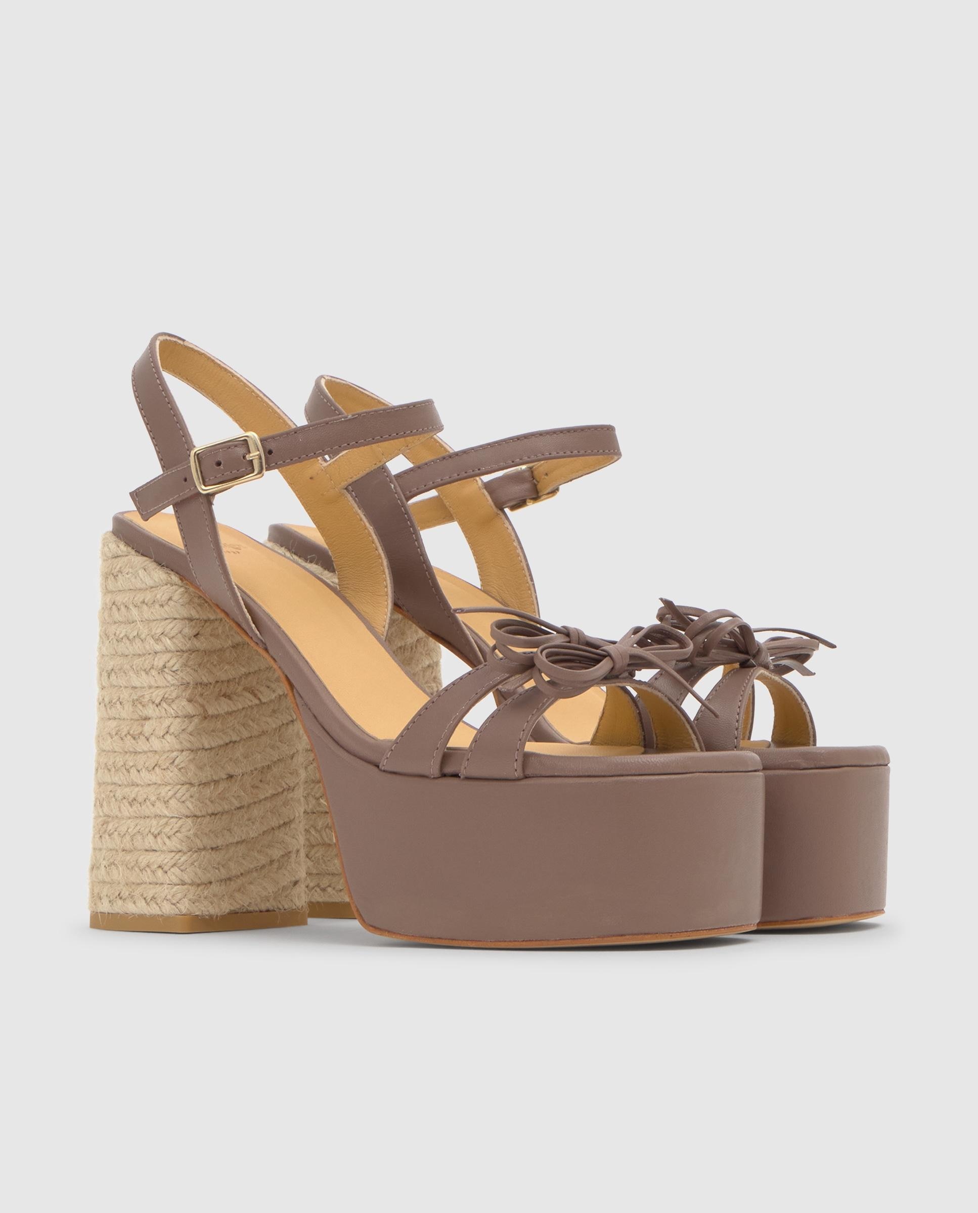 Sandalias de pala de mujer florina abierta con cierre de hebilla y lazos decorativos - Castañer - Marrón claro Marrón claro-3