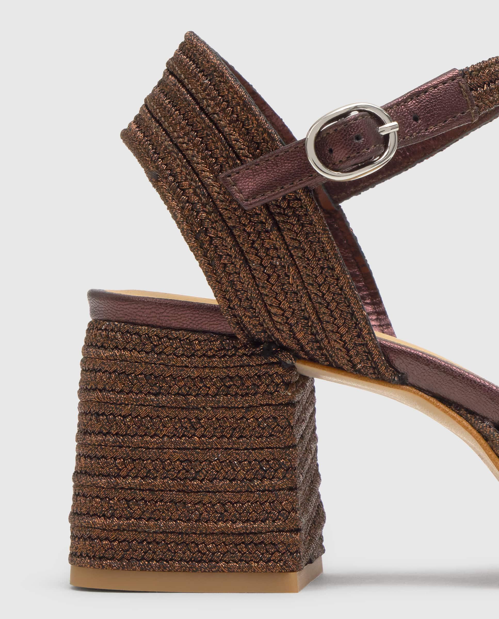Sandalias de tiras de mujer Vallita con trenzado metalizado y cierre de hebilla - Castañer - Marrón oscuro Marrón oscuro-4