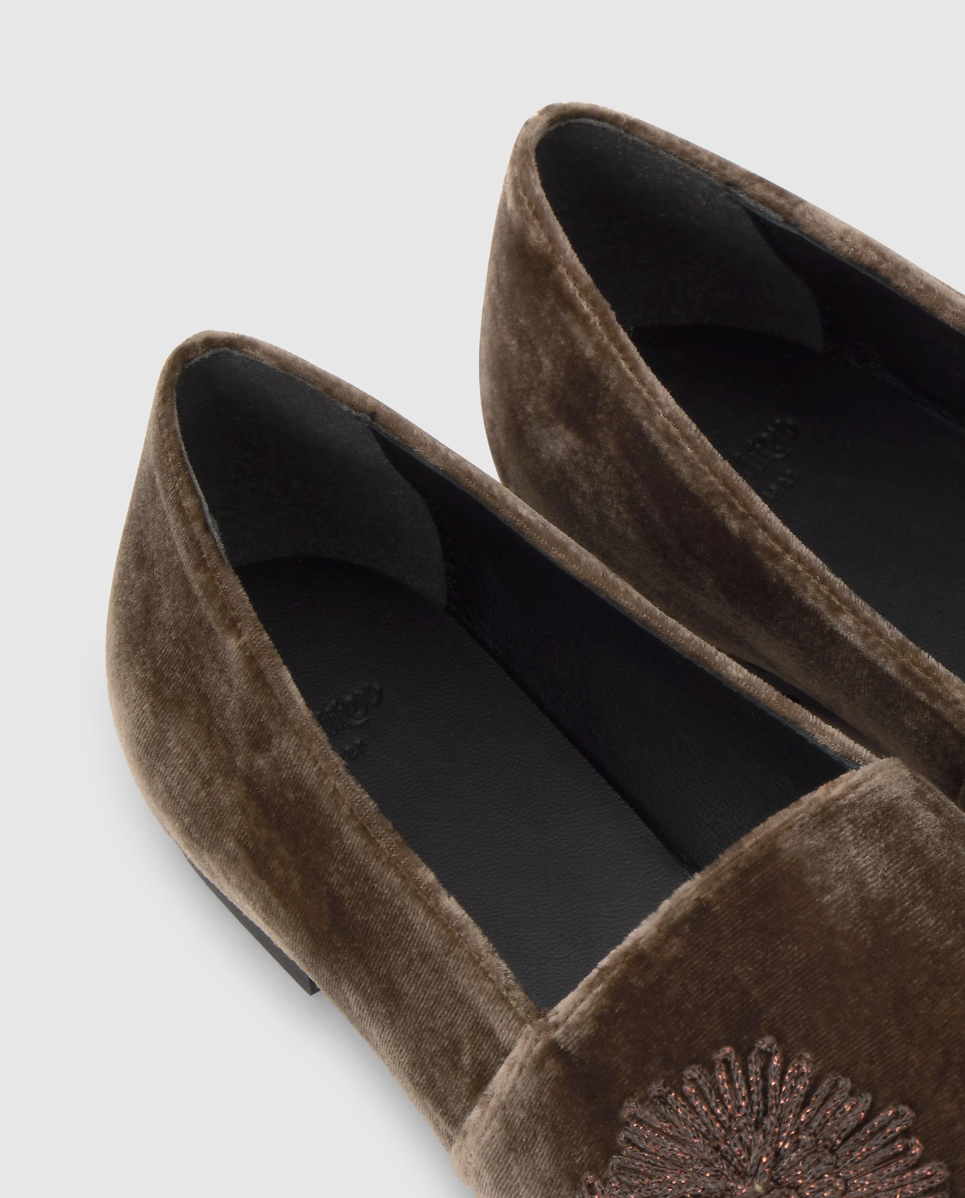 Slippers planos gisele de mujer en terciopelo bordado - Castañer - Marrón Marrón-5