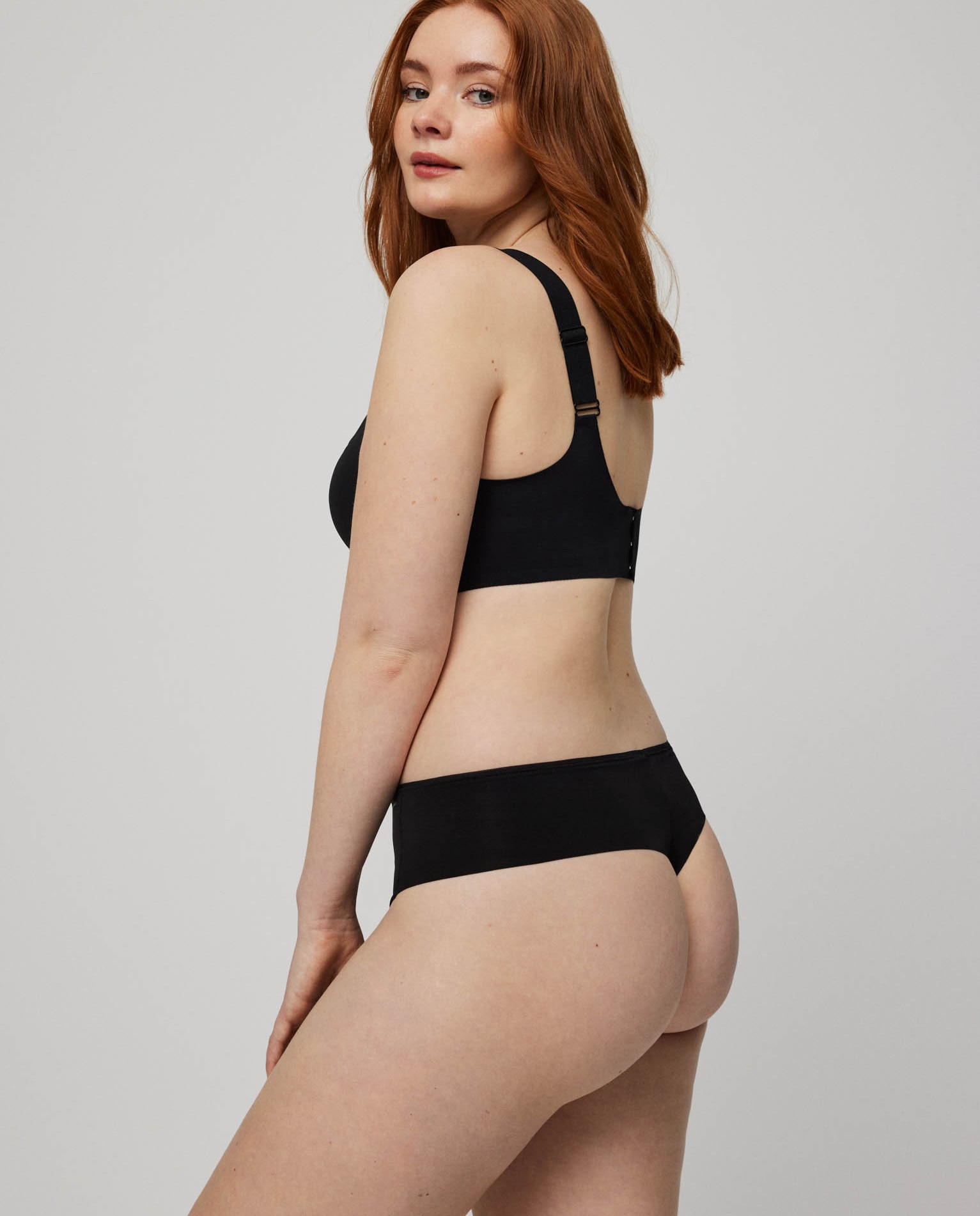 Tanga alto de control con acabados invisibles - Ysabel Mora - Negro Negro-3
