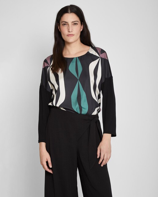 Imagen 0 de Camiseta de mujer con estampado y cuello redondo