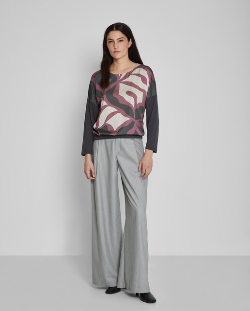 Imagen 0 de Camiseta de mujer con estampado y manga larga