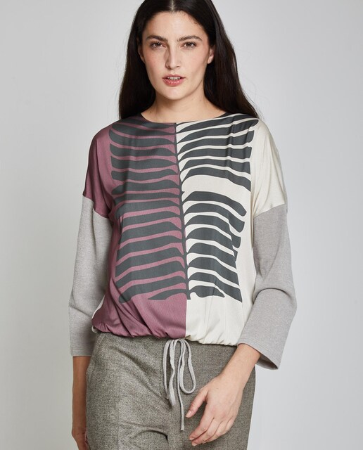 Imagen 0 de Camiseta de mujer con estampado y manga francesa