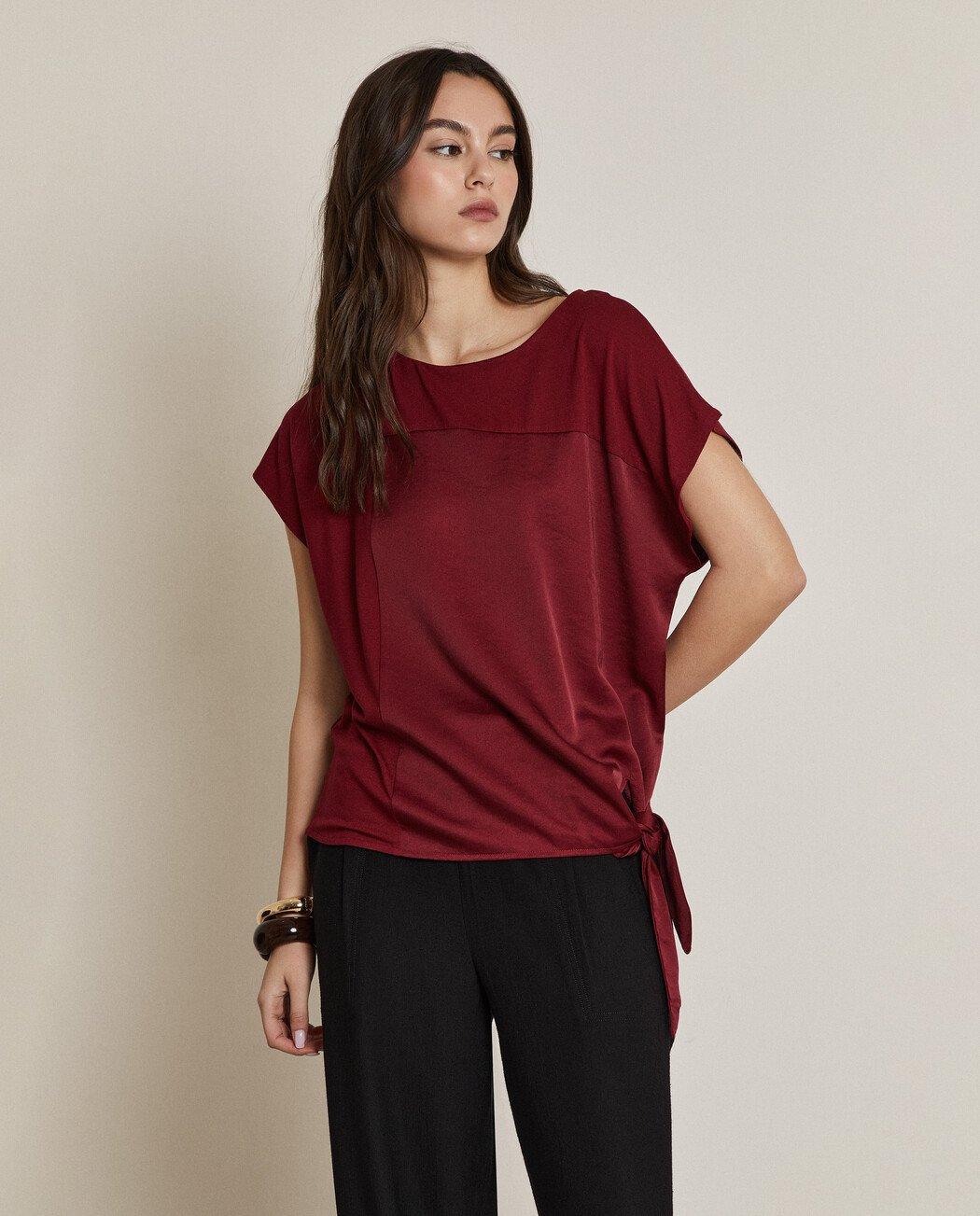 Camiseta de mujer de manga corta con detalle de lazo - Trucco - Granate Granate-1