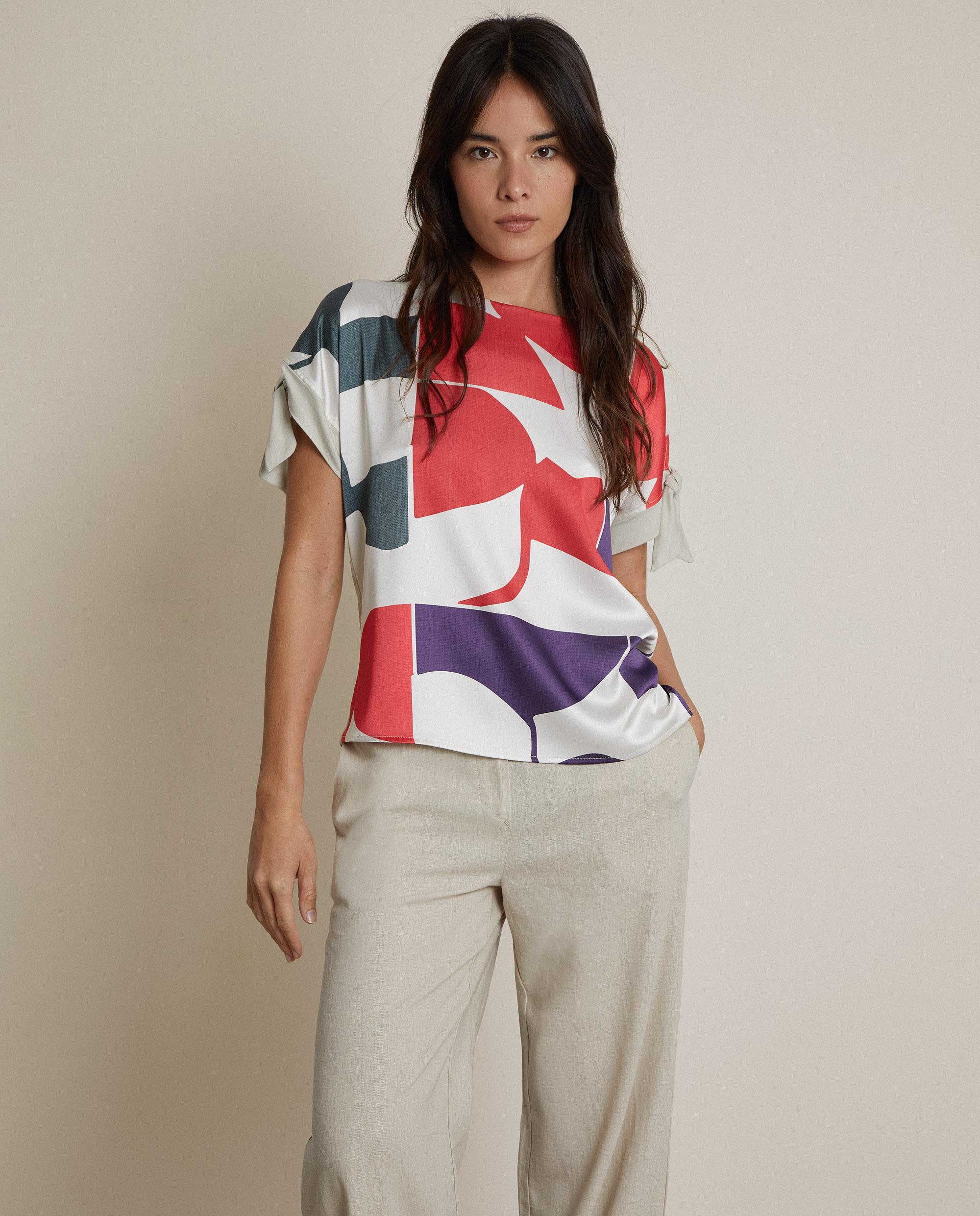 Trucco - Camiseta de mujer estampada con lazos en las mangas.