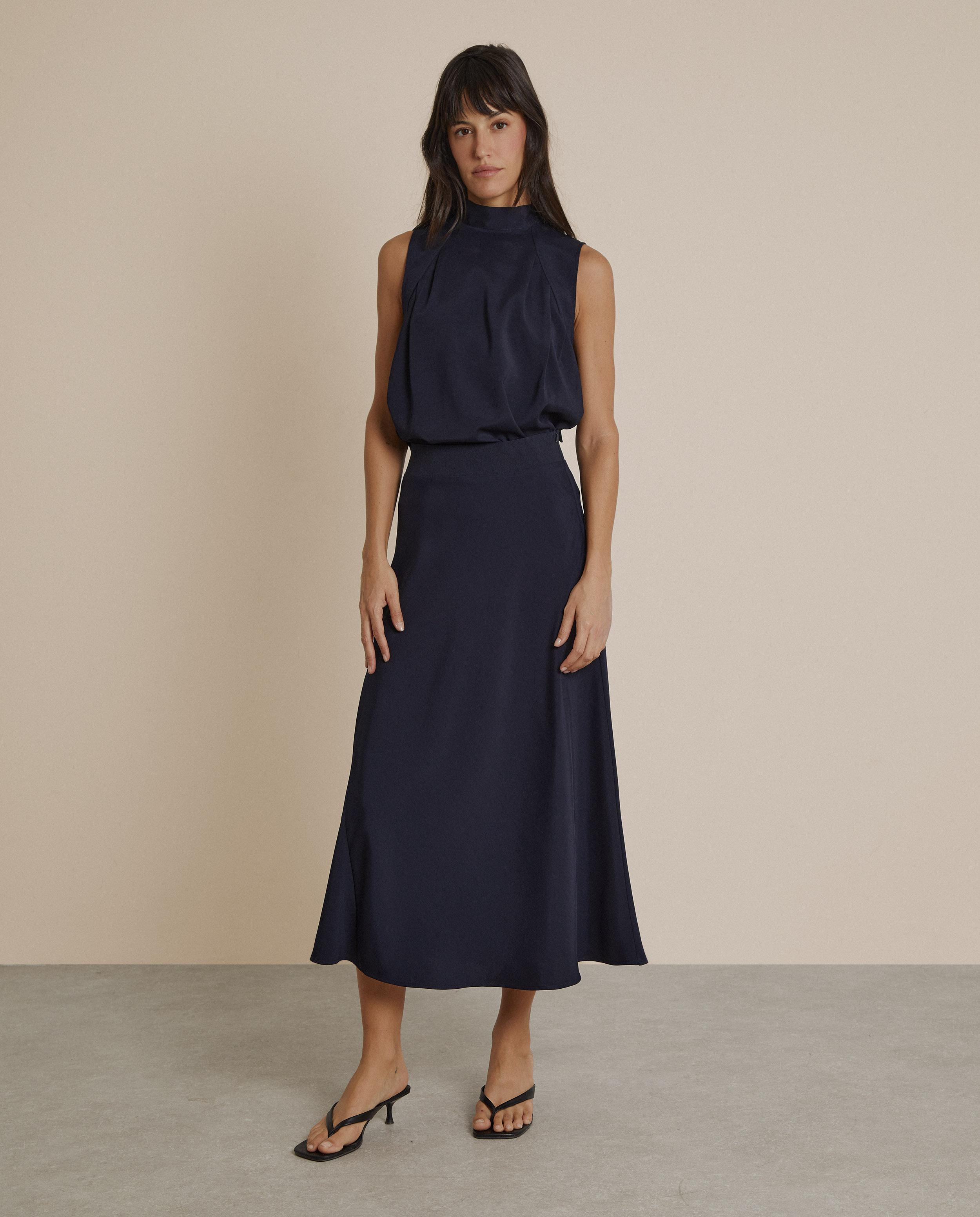 Imagen 0 de Falda midi estilo evasé con talle alto Azul marino