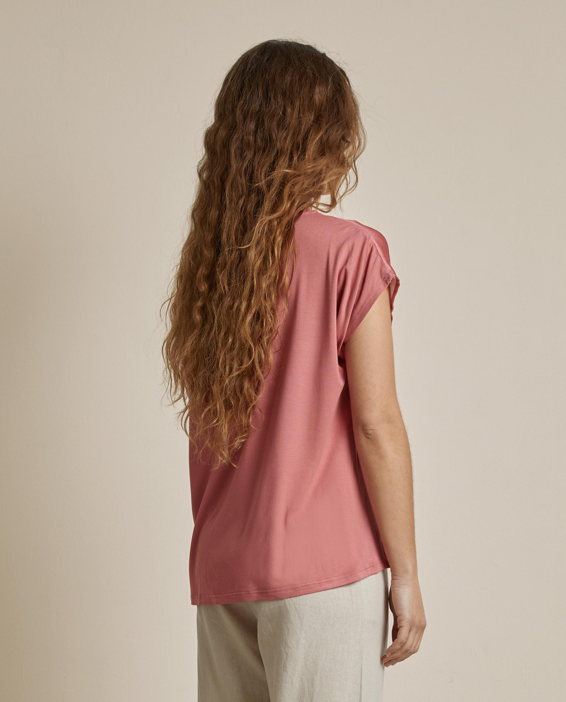 Camiseta de mujer satinada con estampado floral - Trucco - Salmón Salmón-2