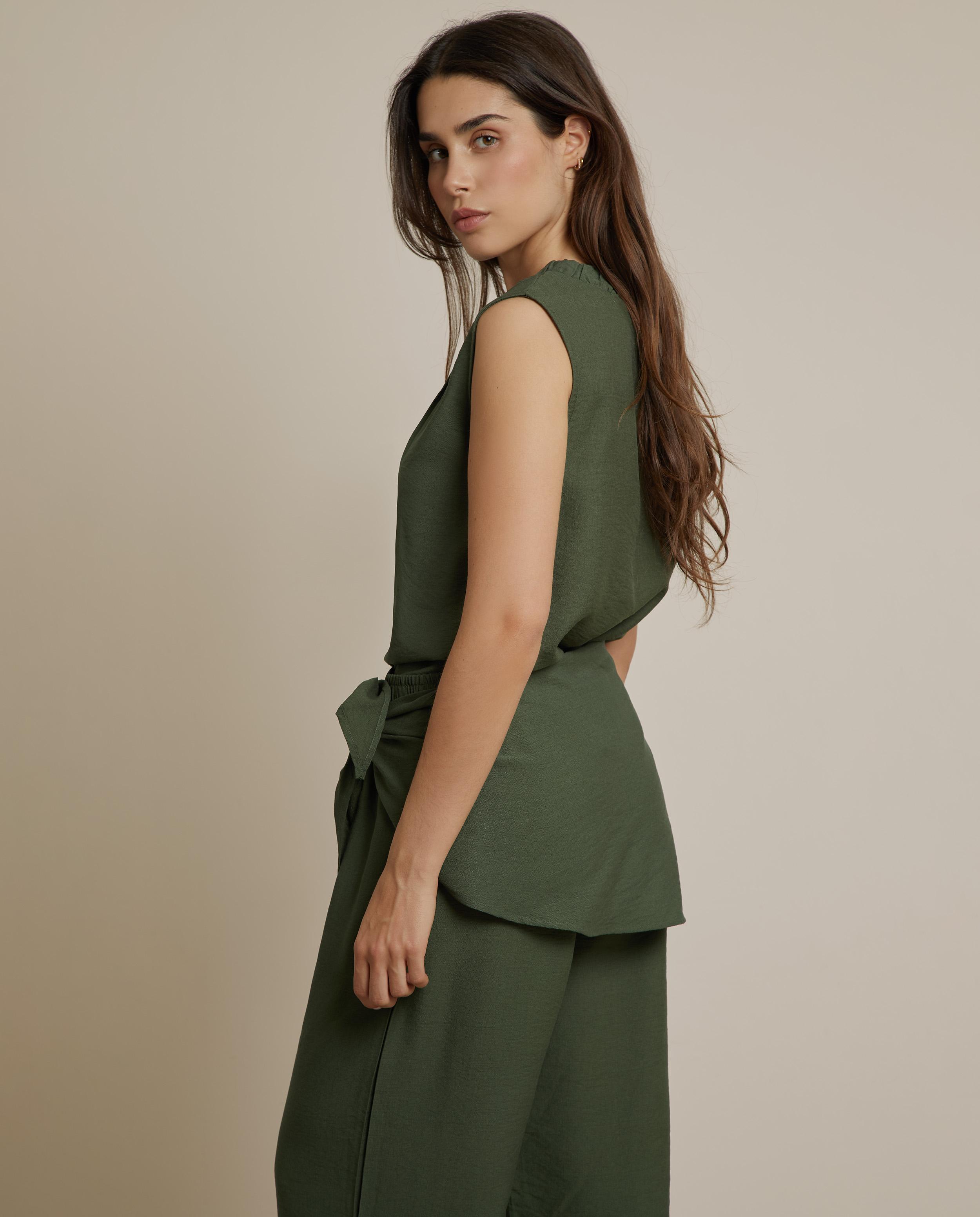 Top de mujer sin mangas con cuello redondo - Trucco - Musgo Musgo-2