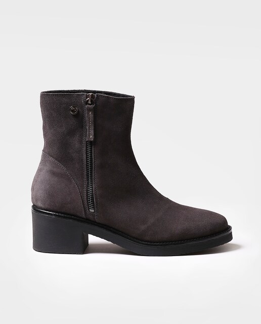 Imagen 0 de Botines de mujer de serraje con cremallera