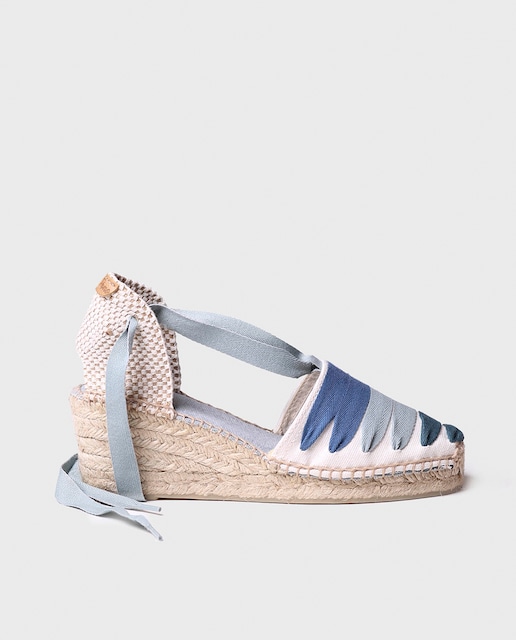 Imagen 0 de Alpargatas de cuña de mujer de tejido con cintas