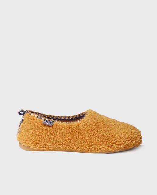 Imagen 0 de Zapatillas de casa cerradas de mujer de borrego