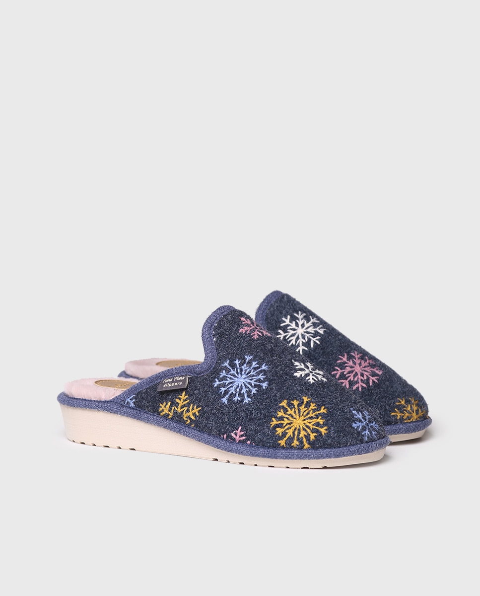 Zapatillas de casa cerradas de mujer de tejido con bordados - Toni Pons - Crudo Azul marino-2