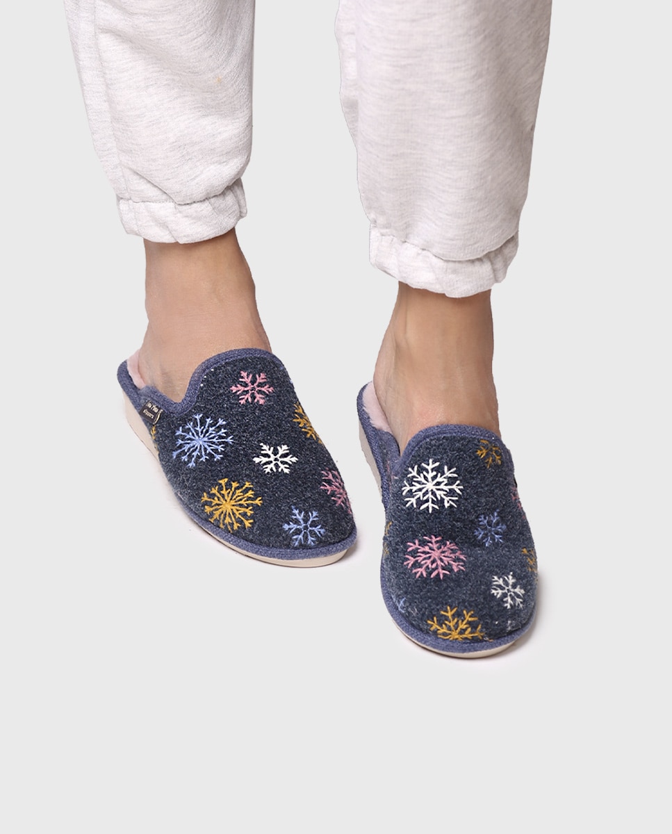 Zapatillas de casa cerradas de mujer de tejido con bordados - Toni Pons - Crudo Azul marino-4