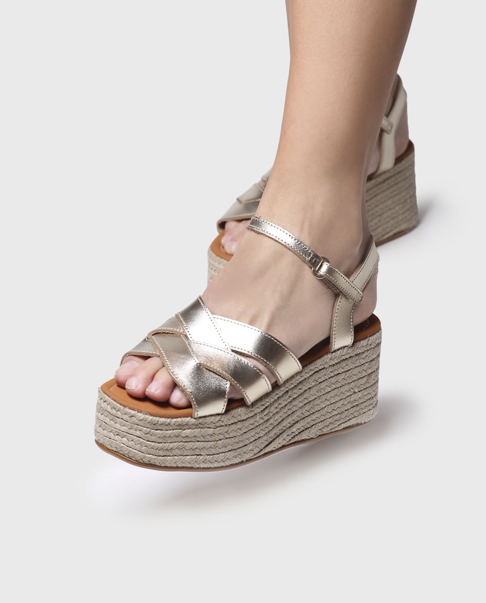 Sandalias de plataforma de mujer de piel con cierre adherente - Toni Pons - Oro Oro-4