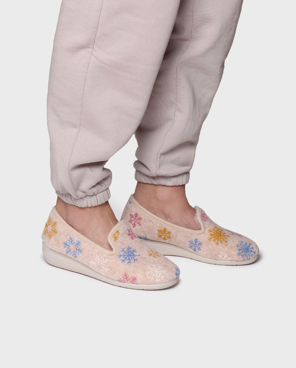 Zapatillas de casa cerradas de mujer con bordado - Toni Pons - Crudo Crudo-4