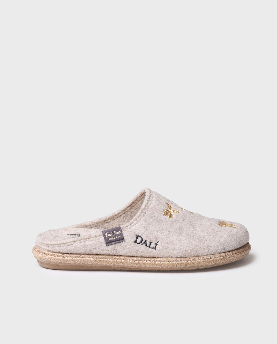 Imagen 0 de Zapatillas de casa cerradas de mujer de fieltro Crudo