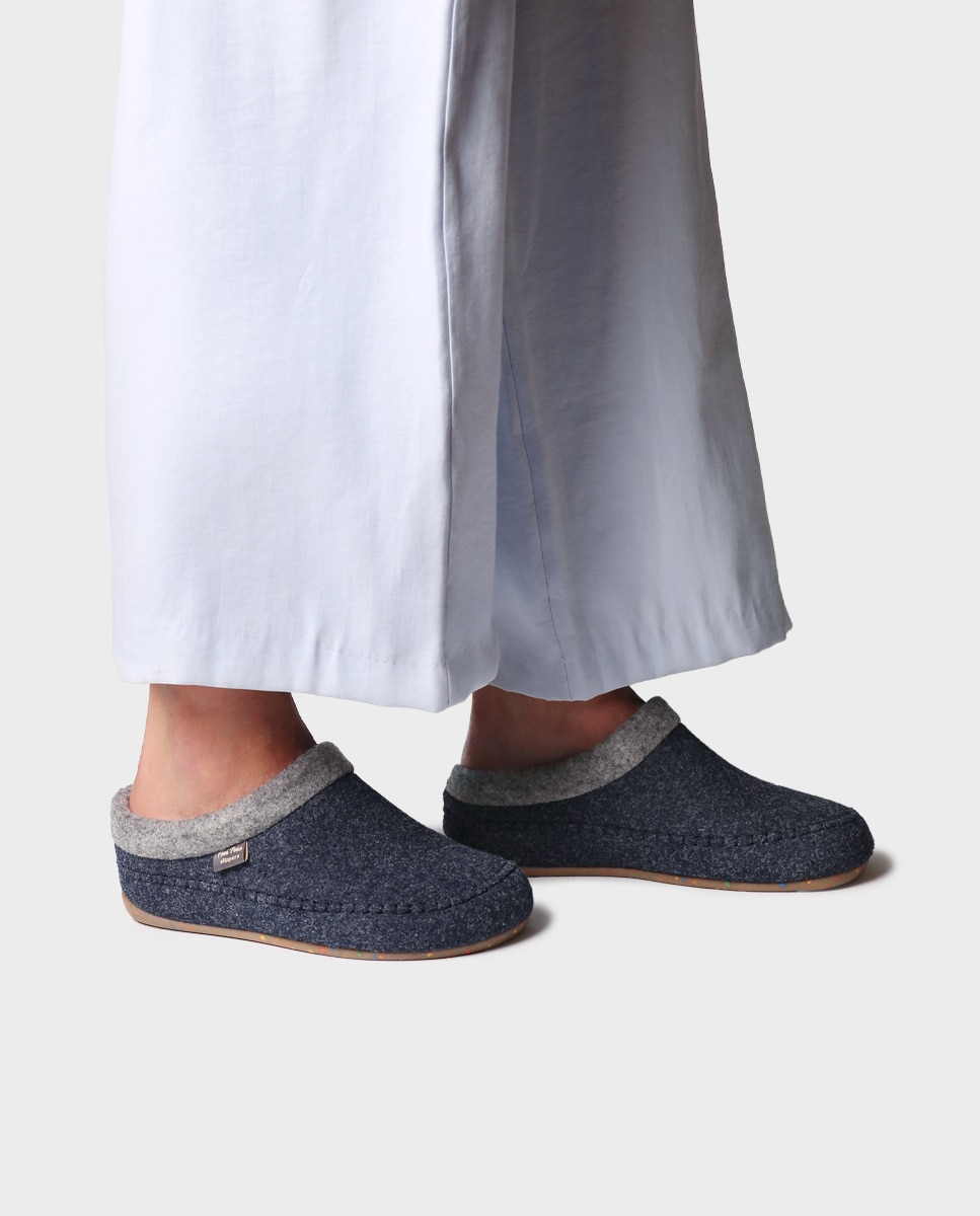 Imagen 2 de Zapatillas de casa de mujer con cuña interior - Toni Pons - Azul marino Azul marino