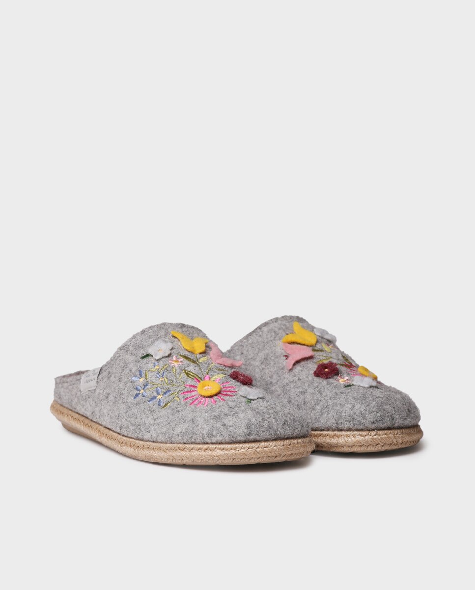 Zapatillas de casa abiertas de mujer con bordado - Toni Pons - Gris Gris-4