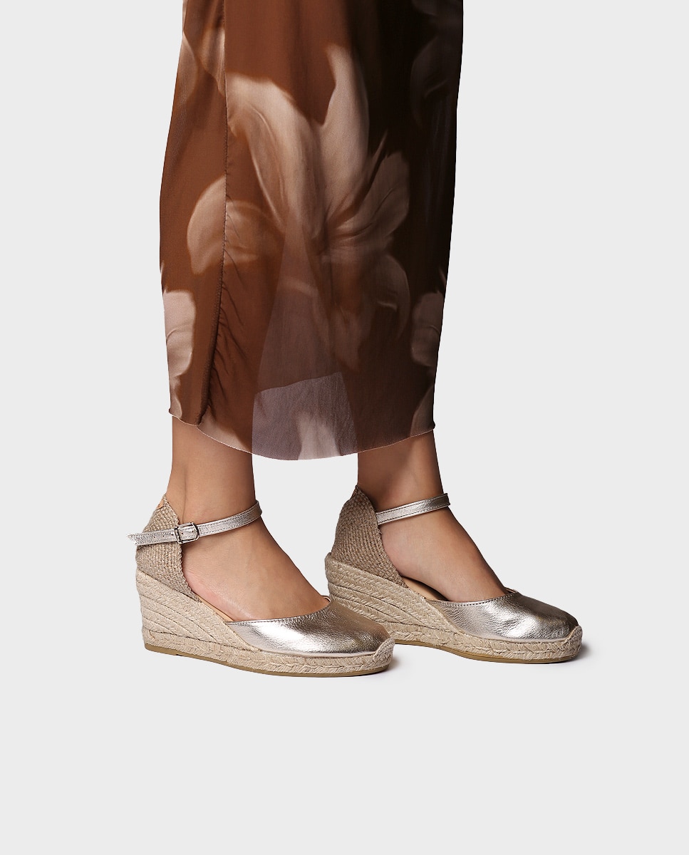 Alpargatas de cuña de mujer de piel de la colección Comfort - Toni Pons - Oro Oro-2