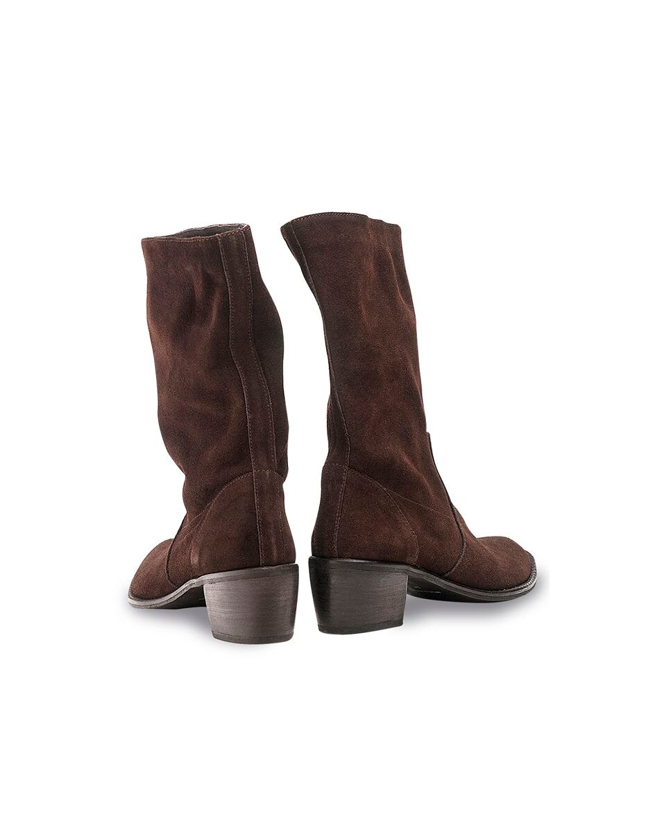 Enfermedad Digno escritorio Botas de mujer de serraje de caña media en color marrón oscuro · Mad Pumps Enfermedad Digno escritorio Botas de mujer de serraje de caña media en color marrón oscuro · Mad Pumps